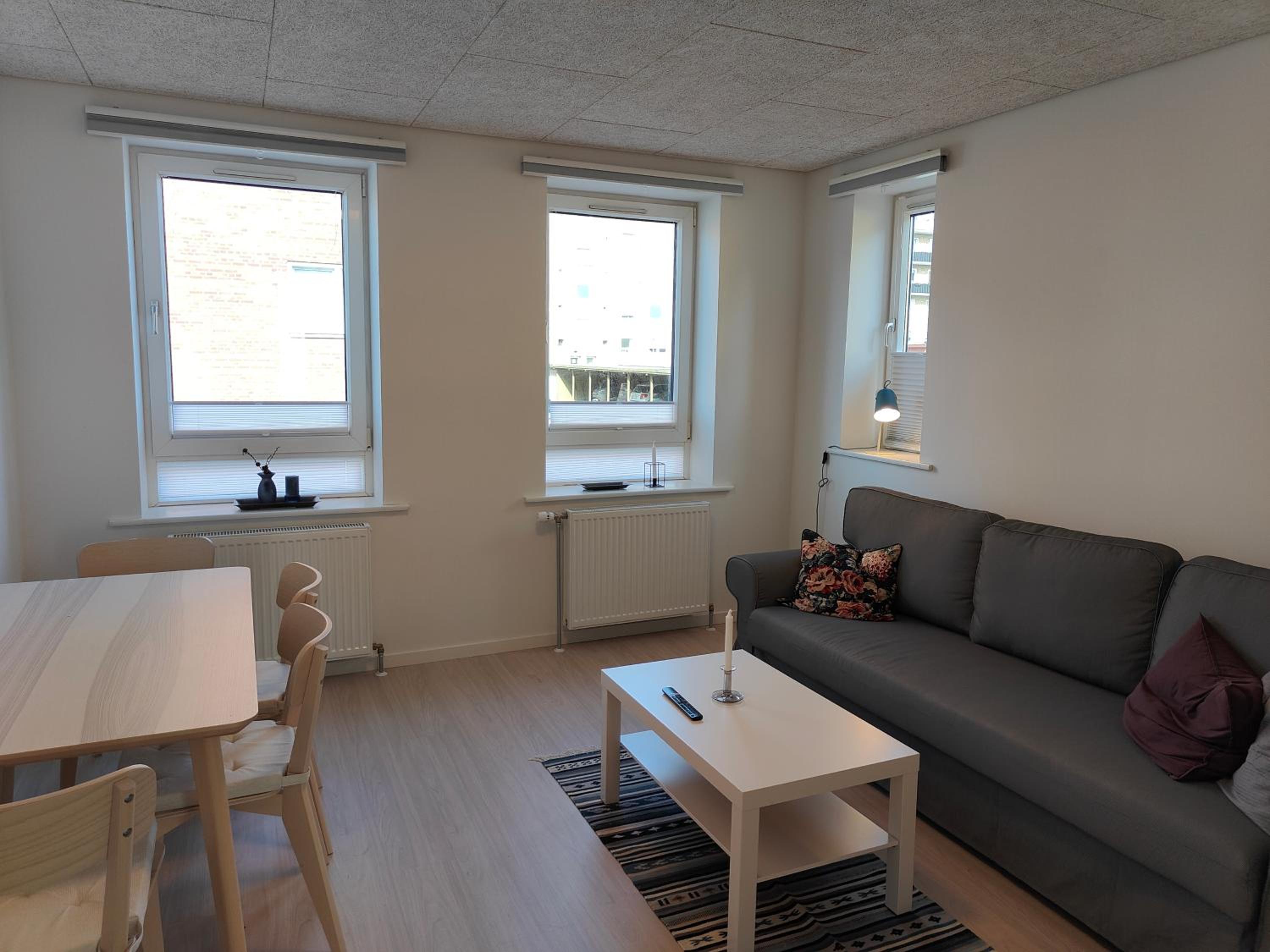 Apartment with Shower - Photo 6