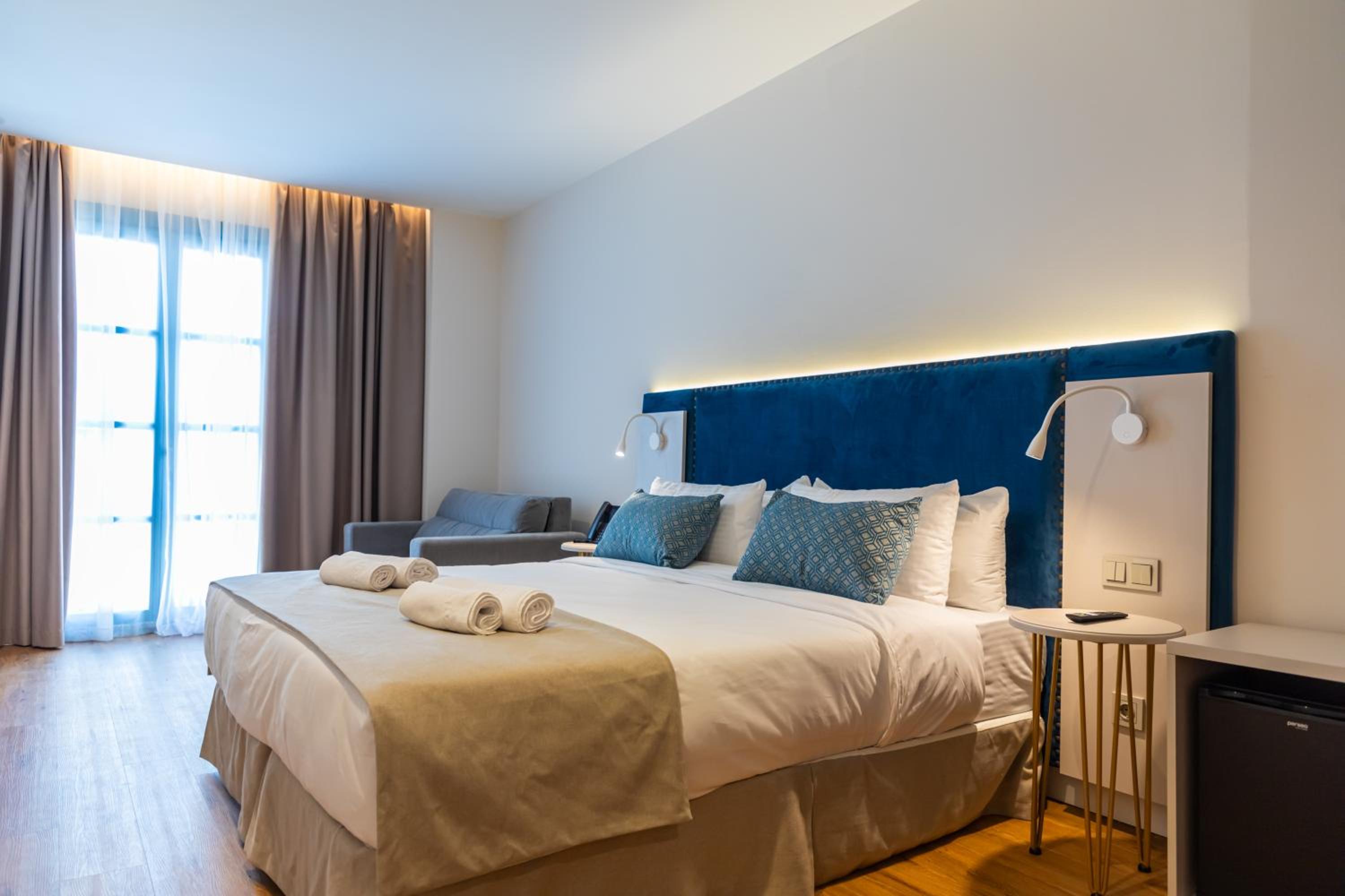 Double Room - Photo 7
