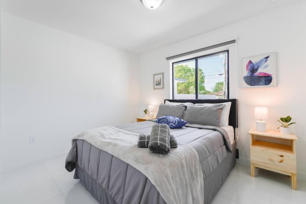 Three-Bedroom House photo 1