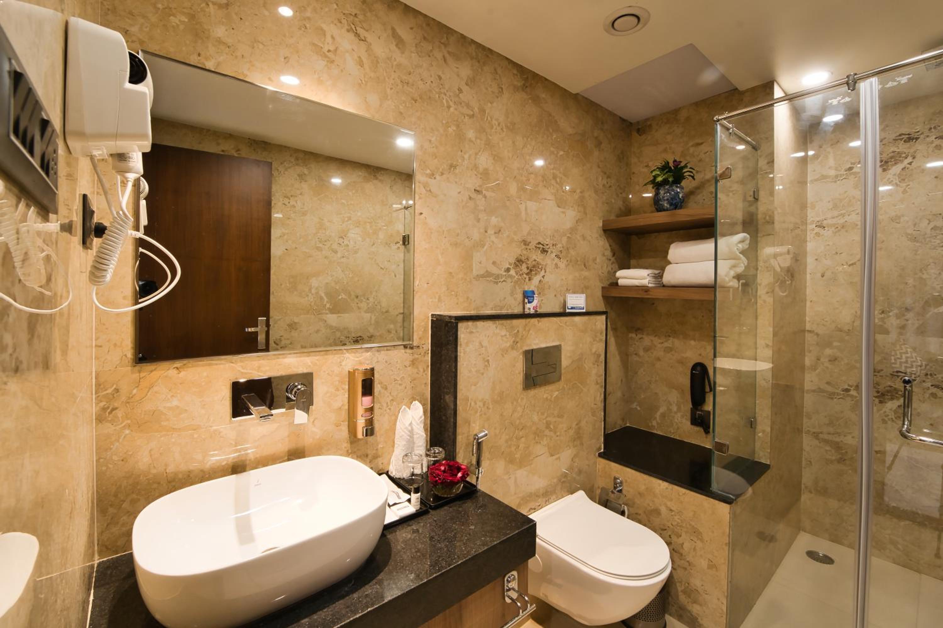 Premier Room - Photo 9