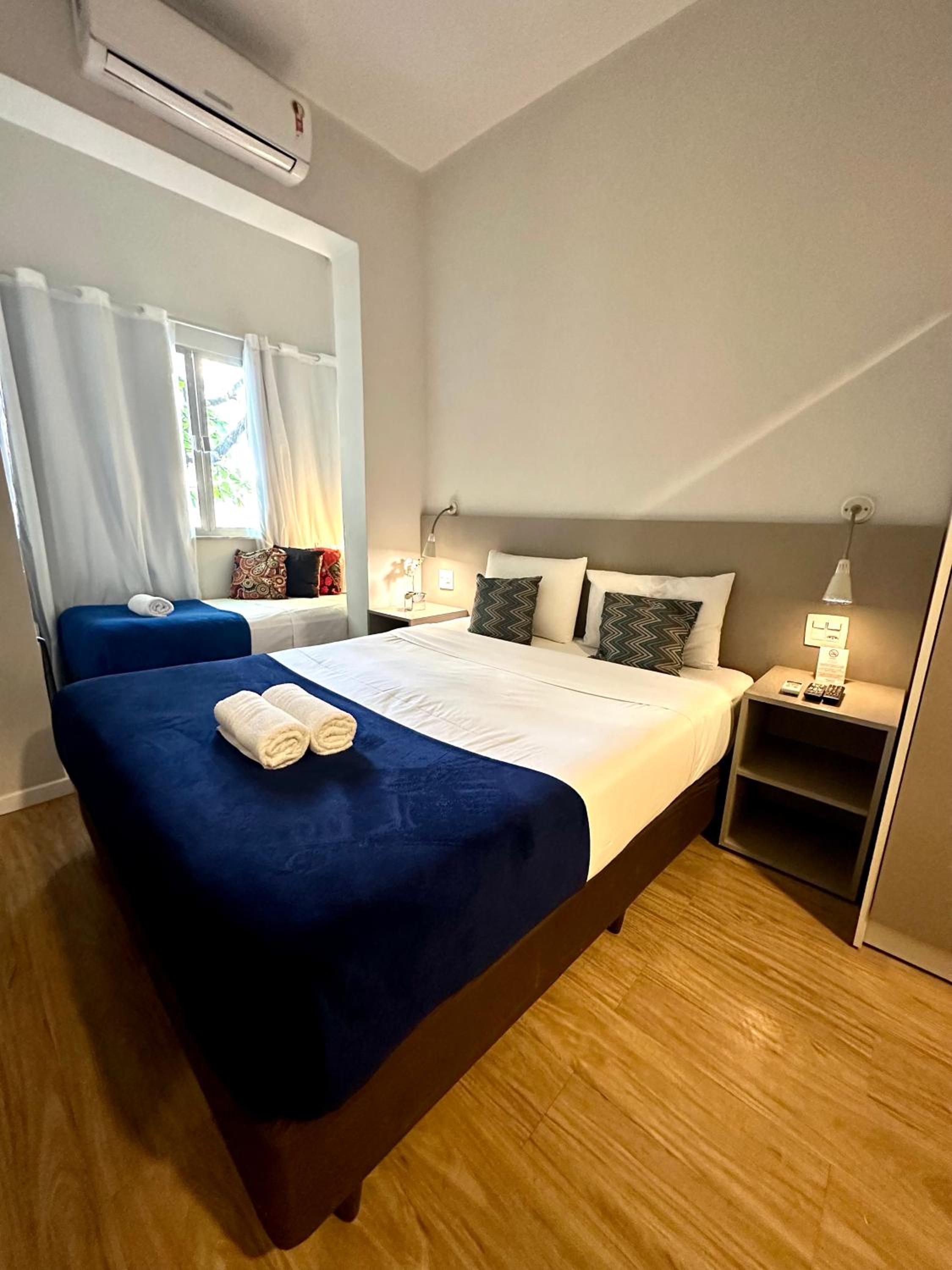Loft with Queen Size Bed - (no elevator)