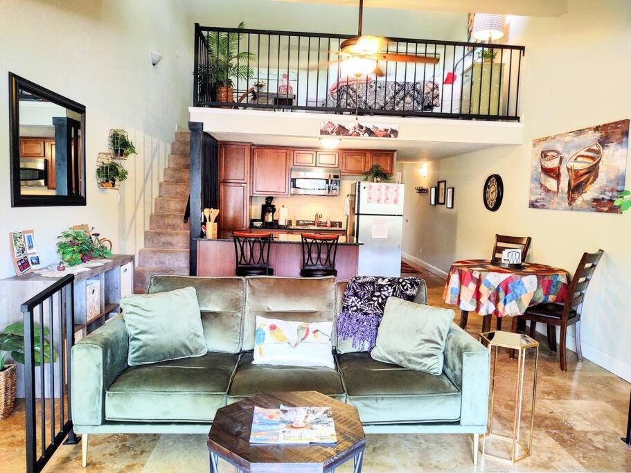Two-Bedroom House - Photo 1