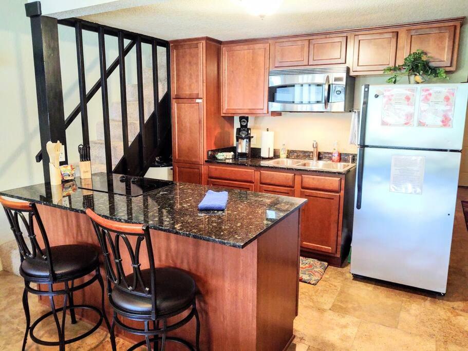 Two-Bedroom House - Photo 8