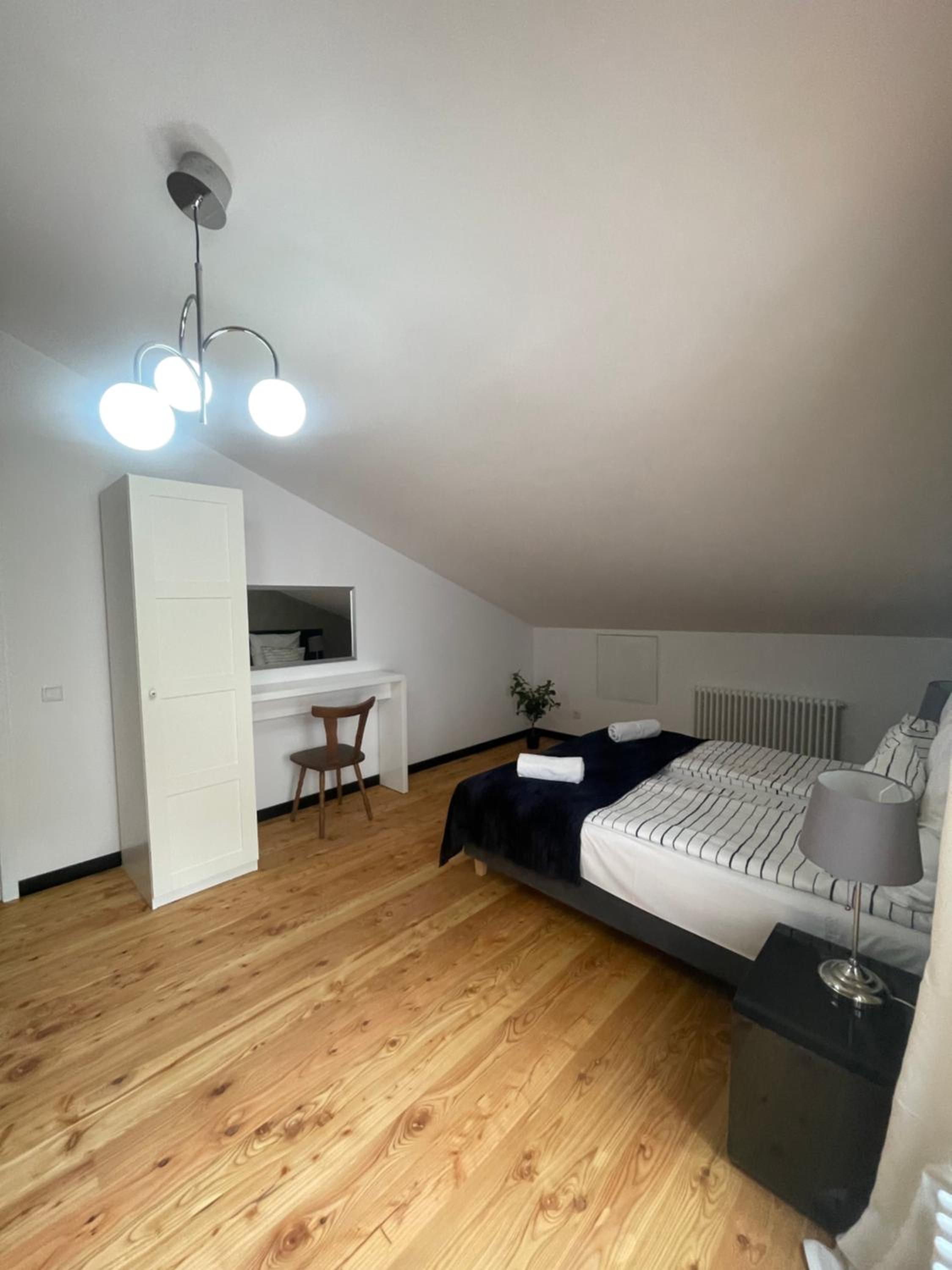 Two-Bedroom Apartment - Photo 17