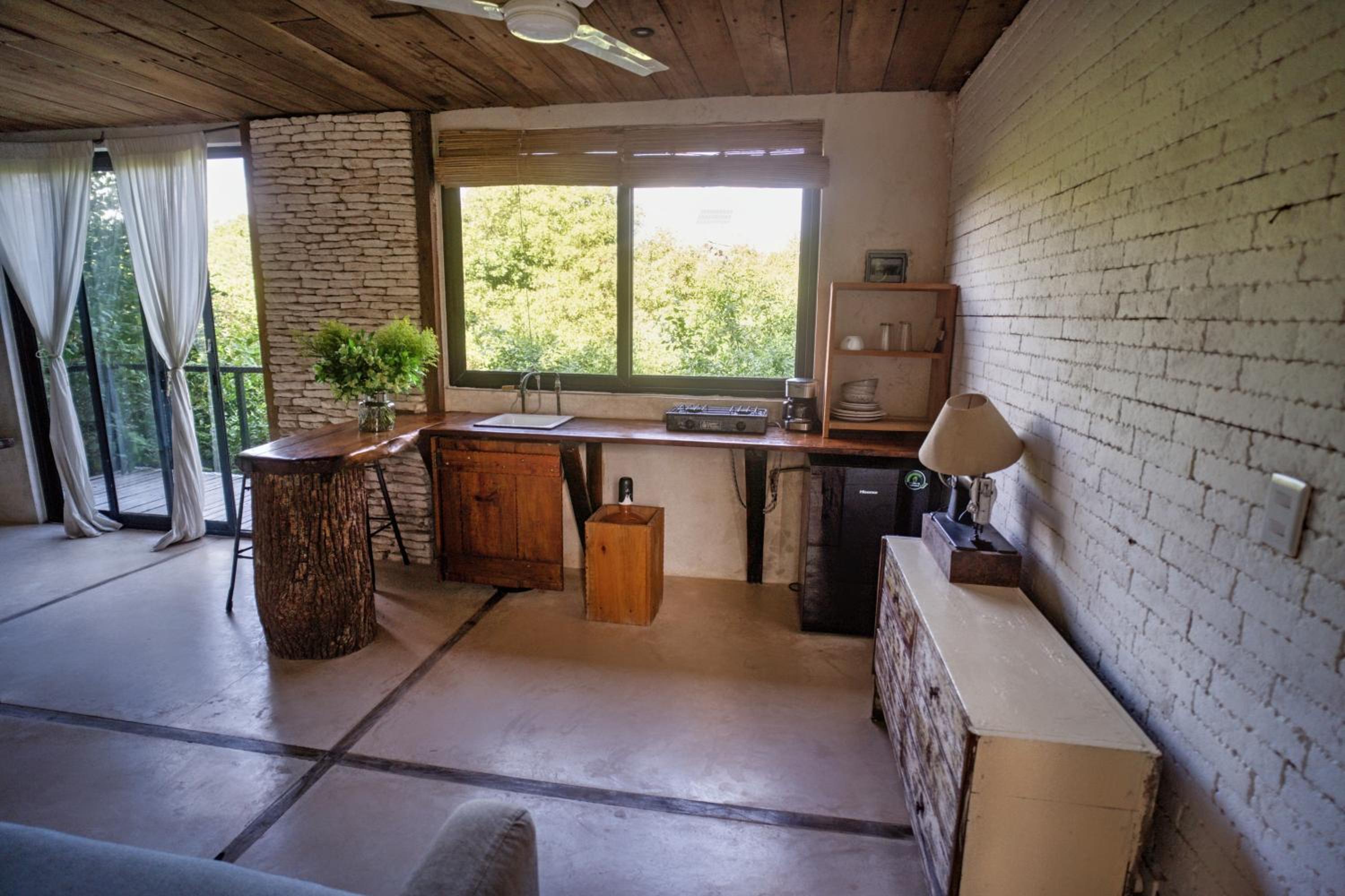 Three-Bedroom Apartment - Photo 3