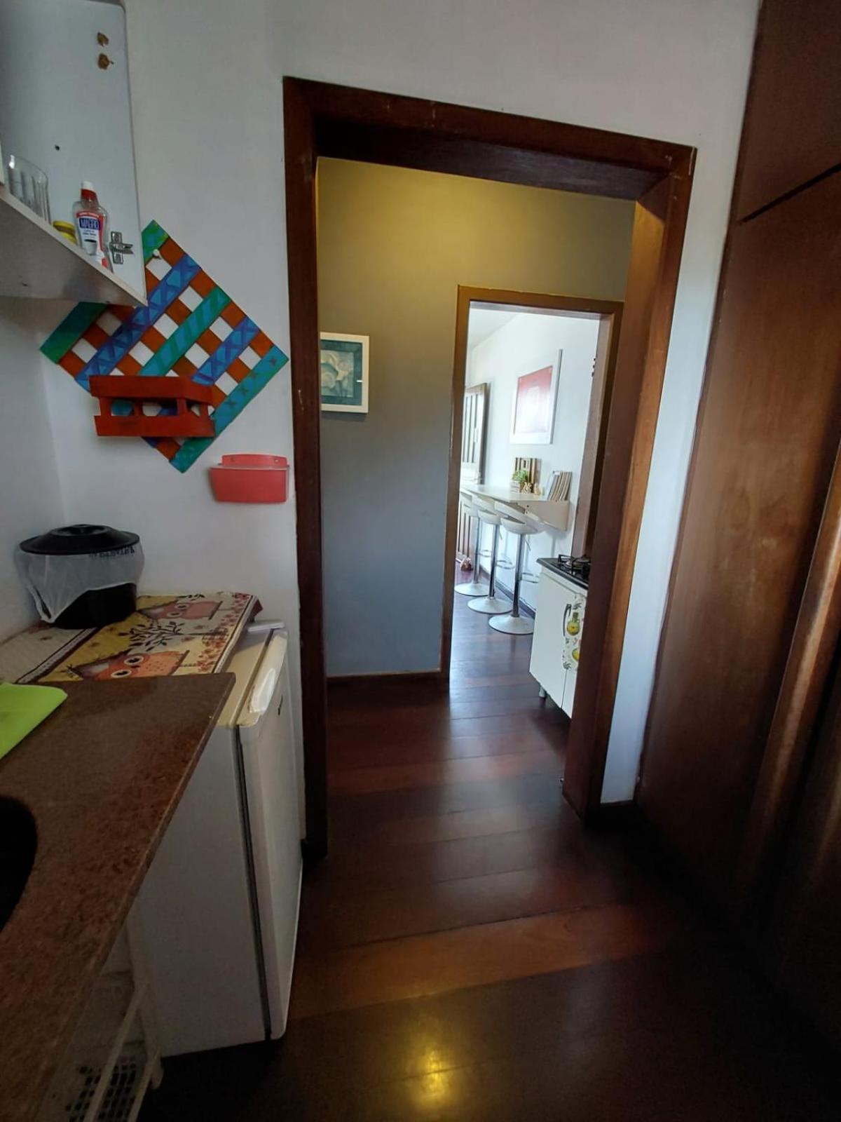 Apartment with Balcony - Photo 6