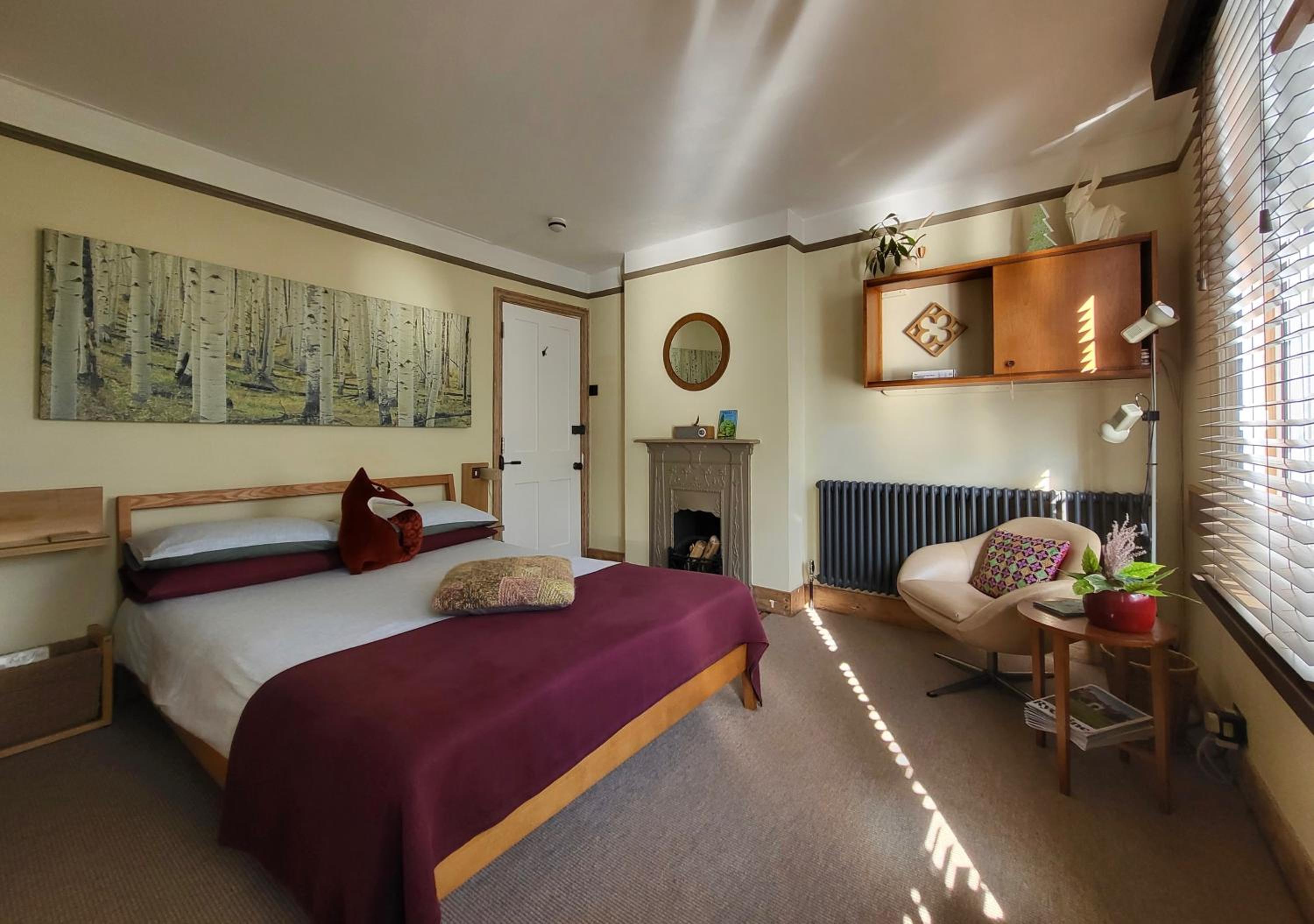 Double Room with Private Bathroom