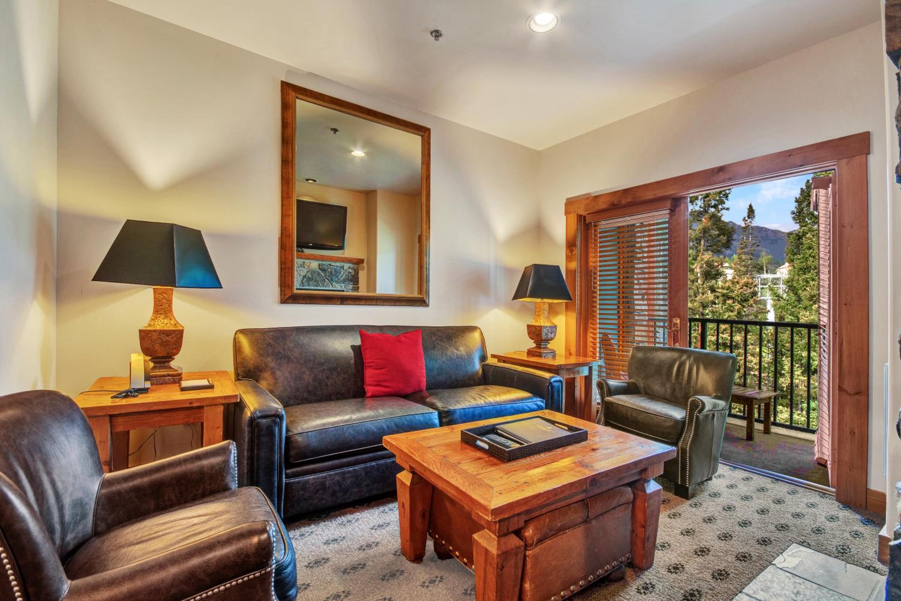 Junior Suite - Photo 1