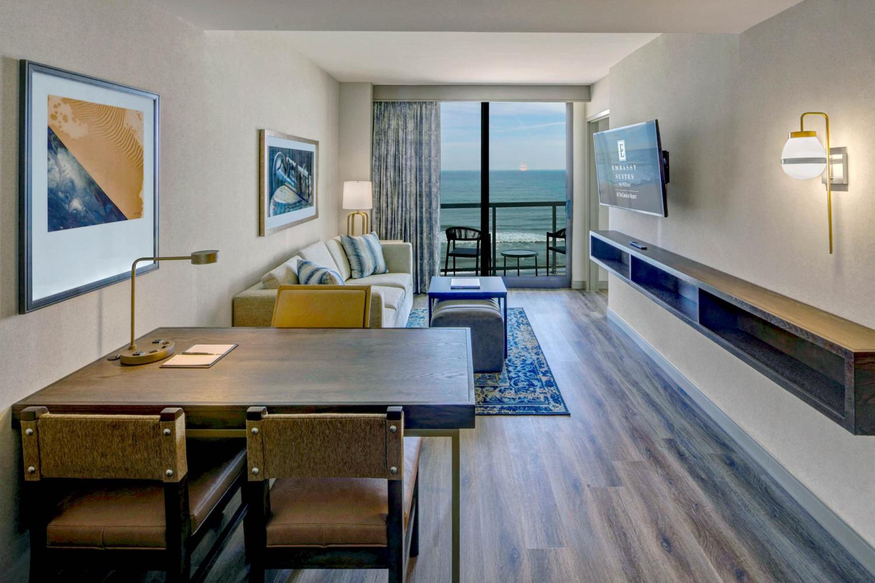King Suite - Oceanfront - Photo 2