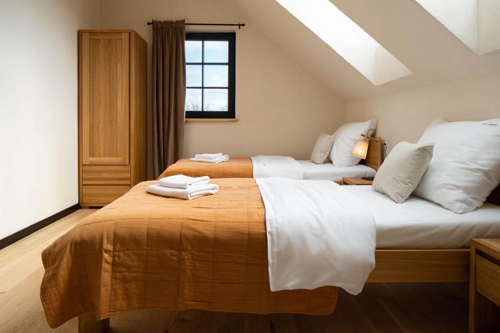 Four-Bedroom House - Photo 18