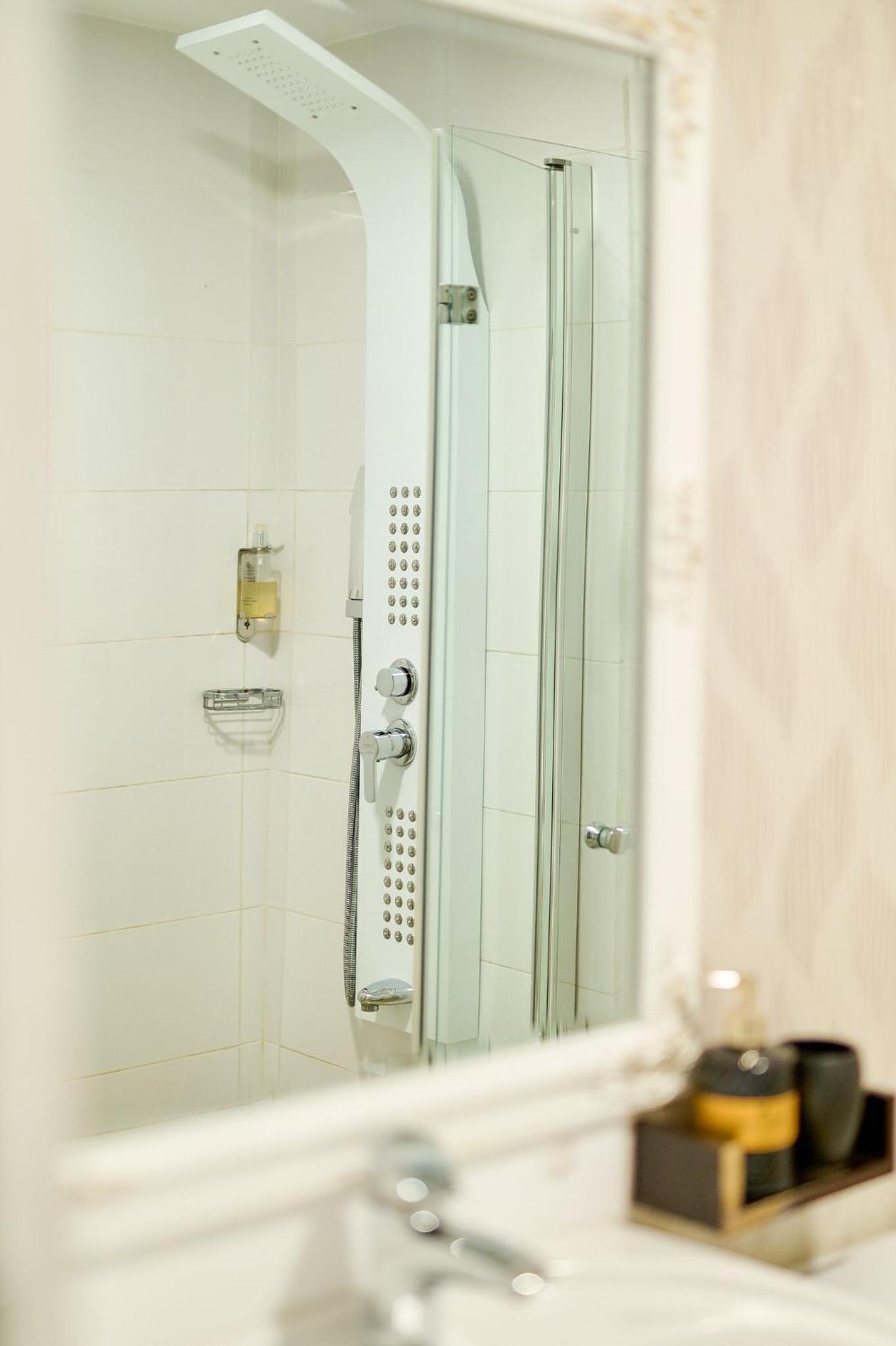 Triple Room - Photo 48