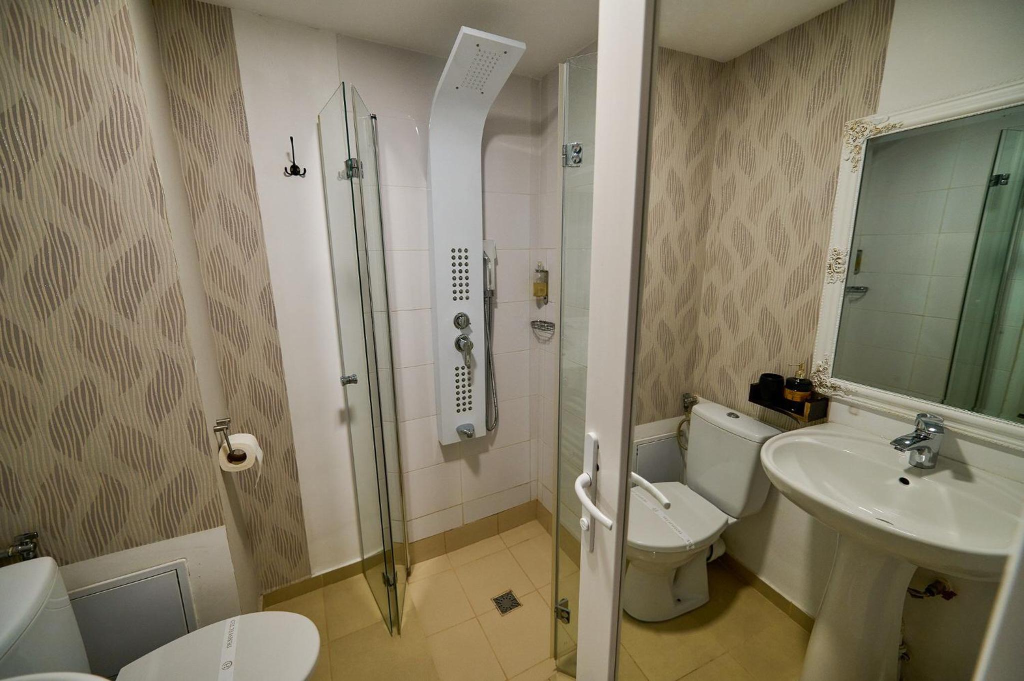 Triple Room - Photo 51