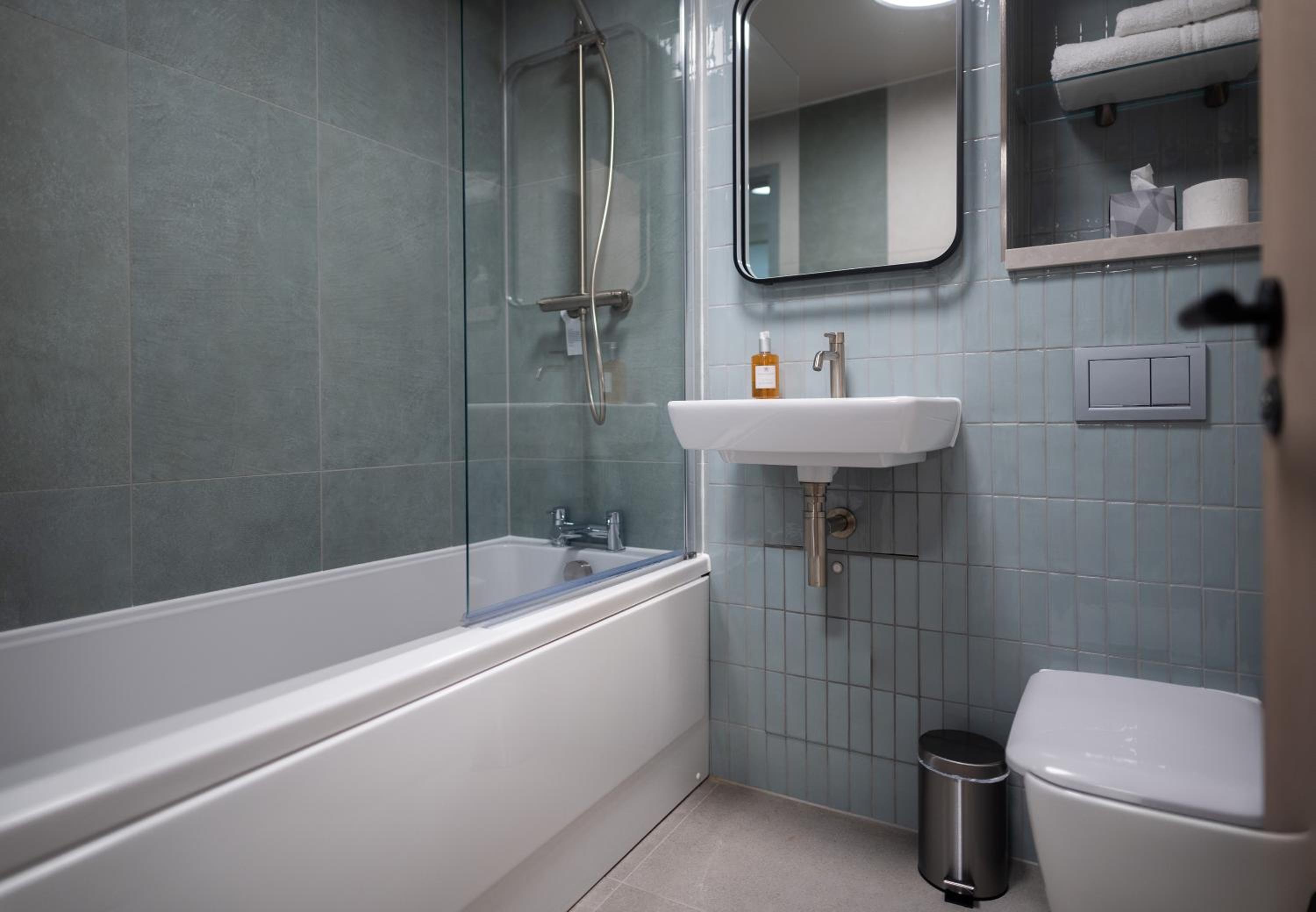 Standard Double Room - Photo 4