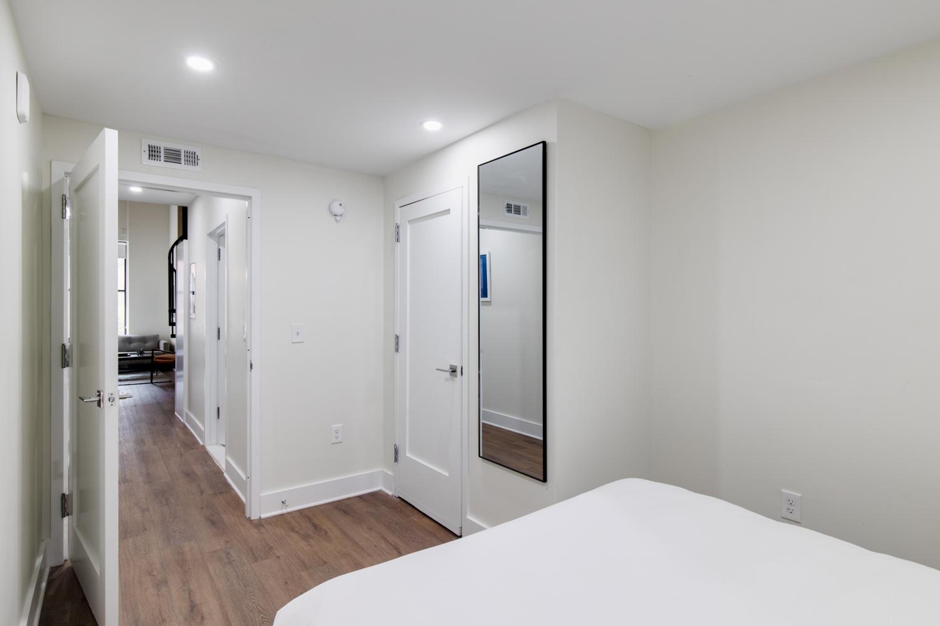 Two Bedroom Loft Apartment - Photo 11
