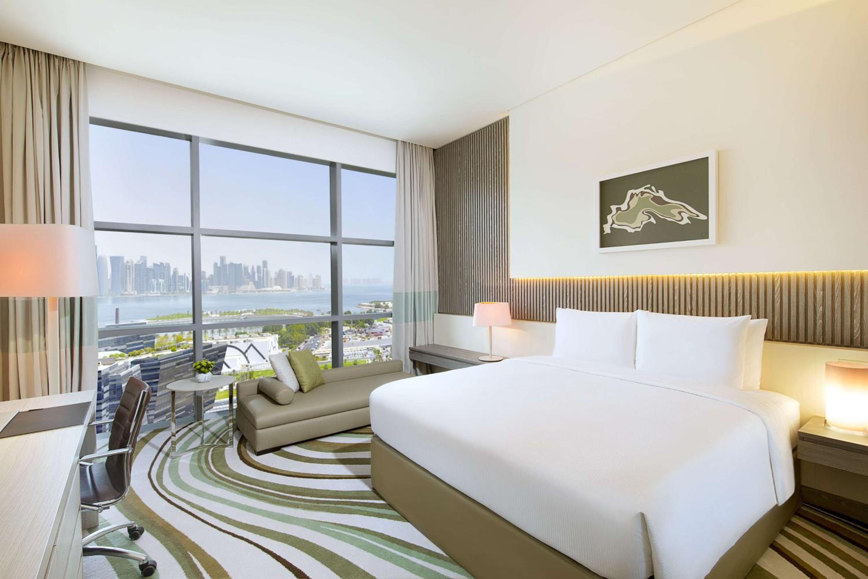 King Room with Sea View & Skyline View photo 2
