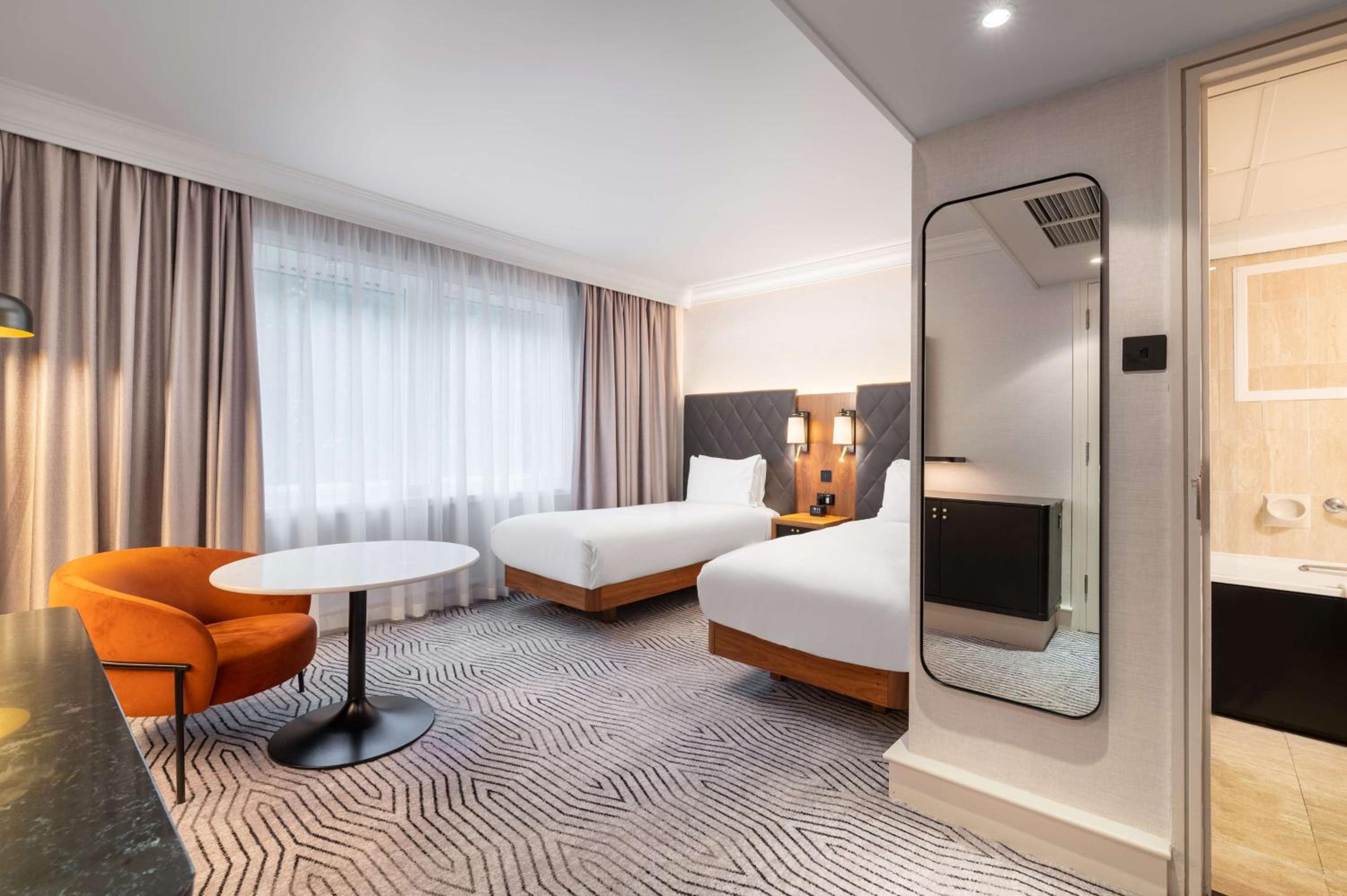 Premium Twin Room