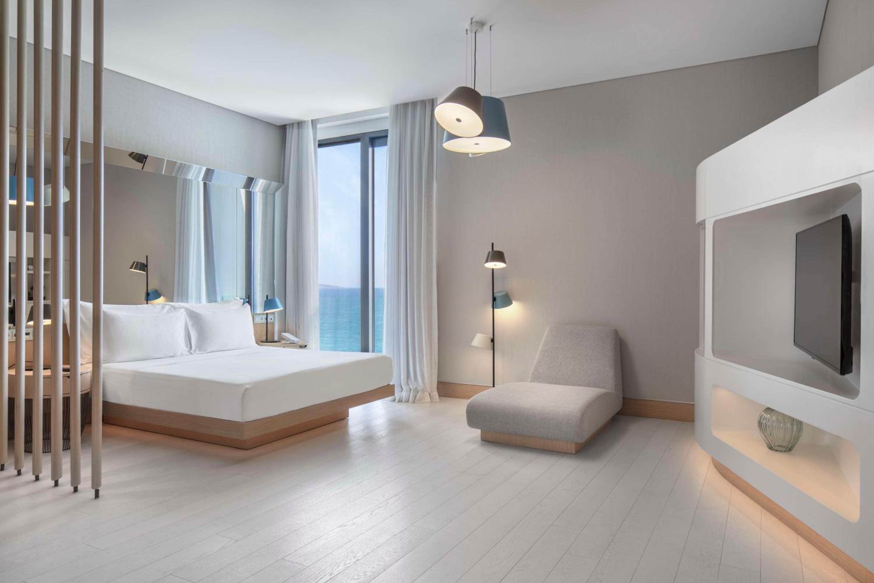Chambre King Deluxe- Vue Partielle sur Mer