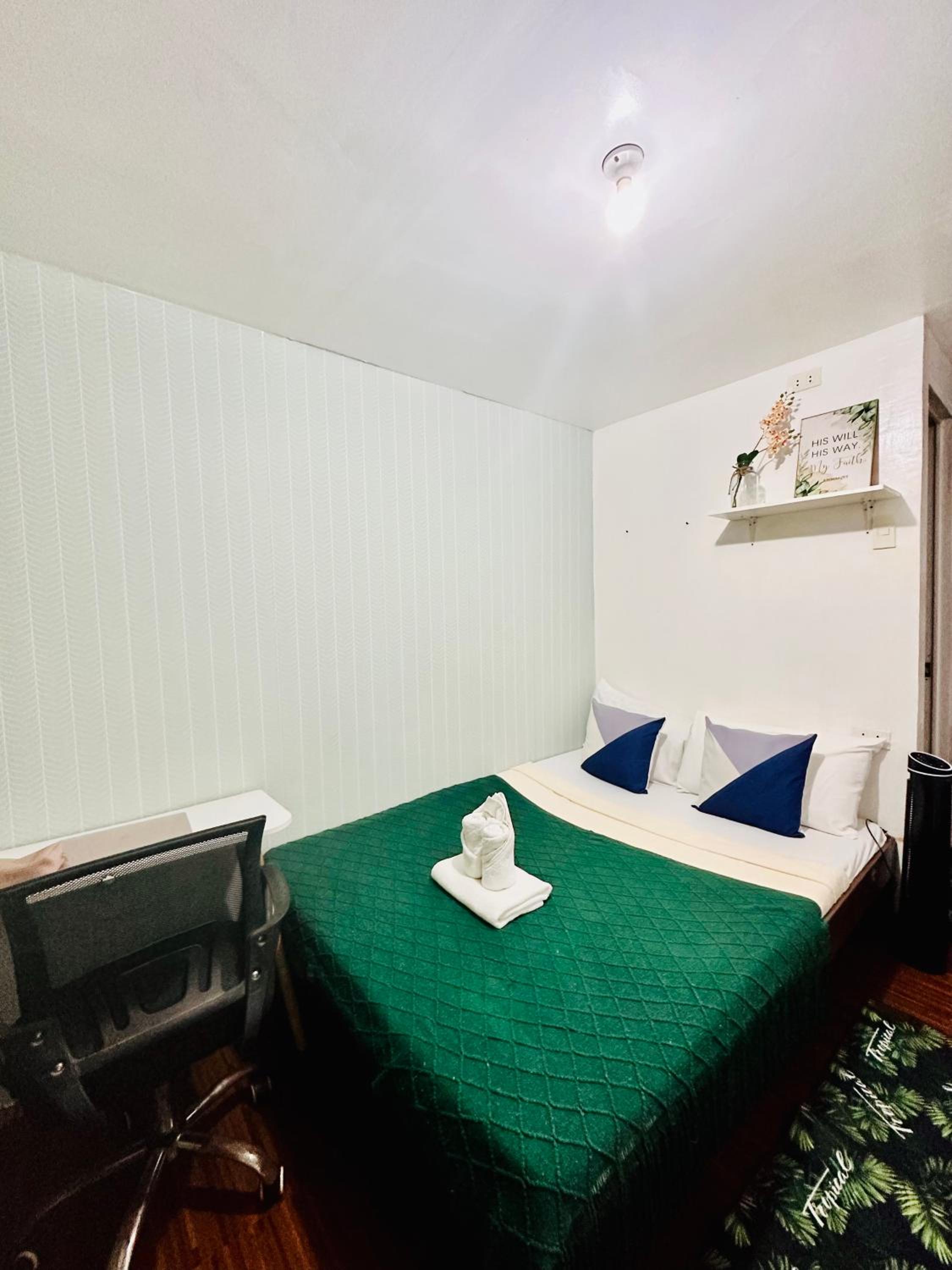 Queen Room photo 3