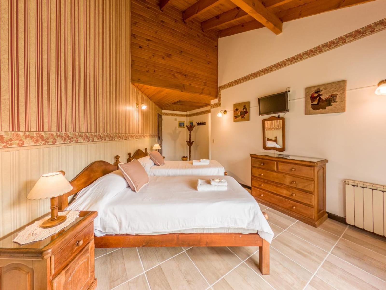 Twin Room with Lake View photo 3