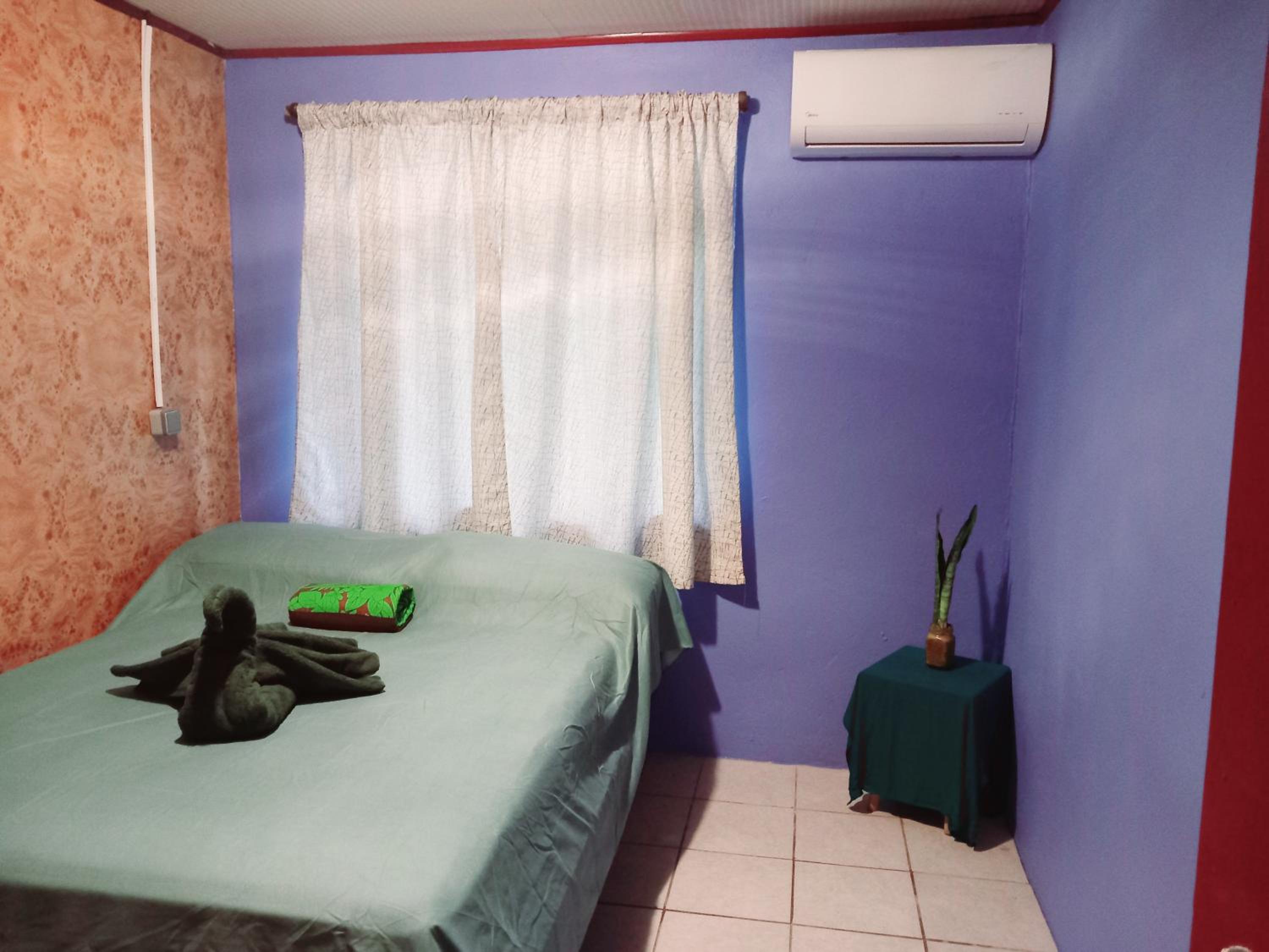 One-Bedroom House photo 1