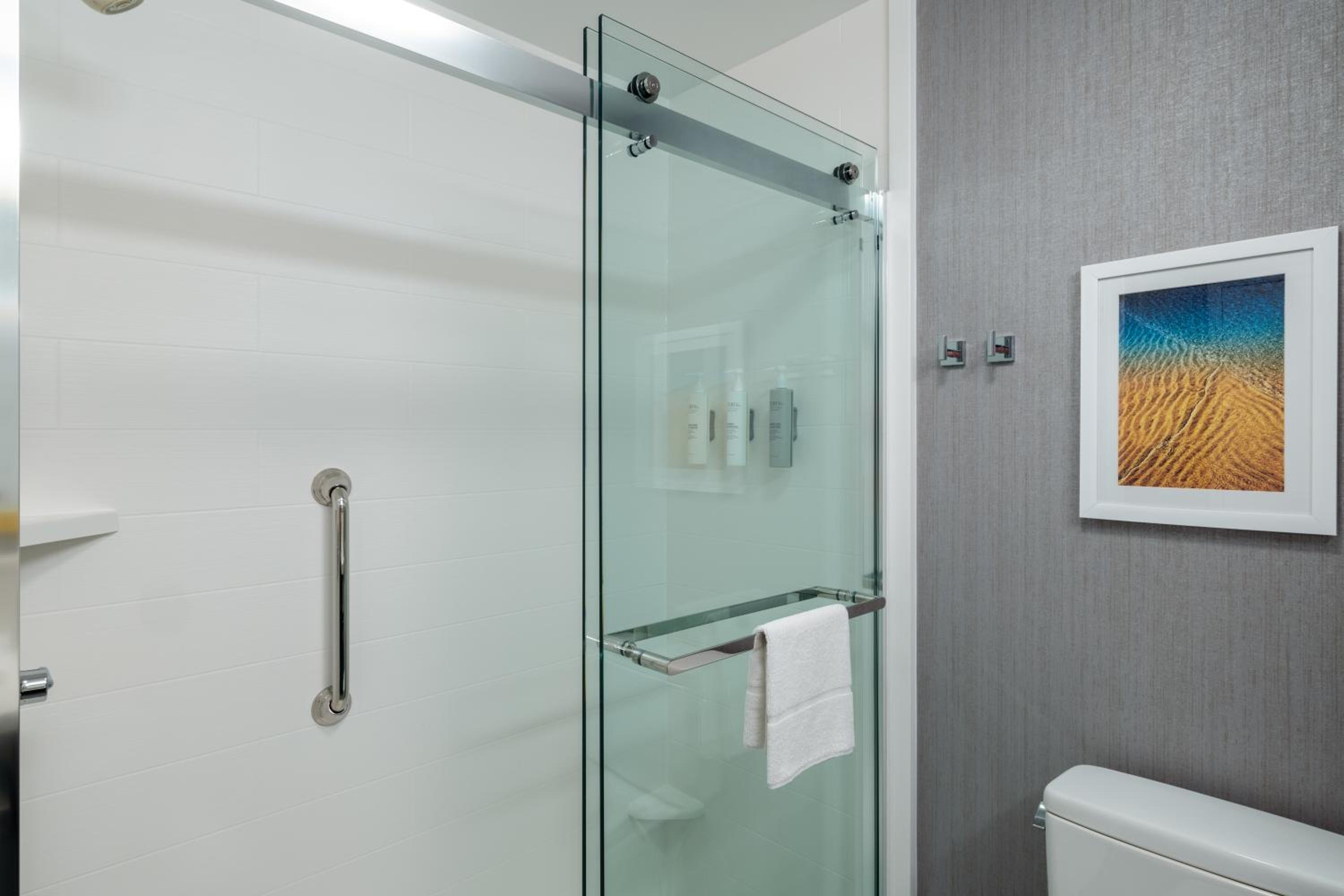 King Studio Suite - Non-Smoking - Photo 9