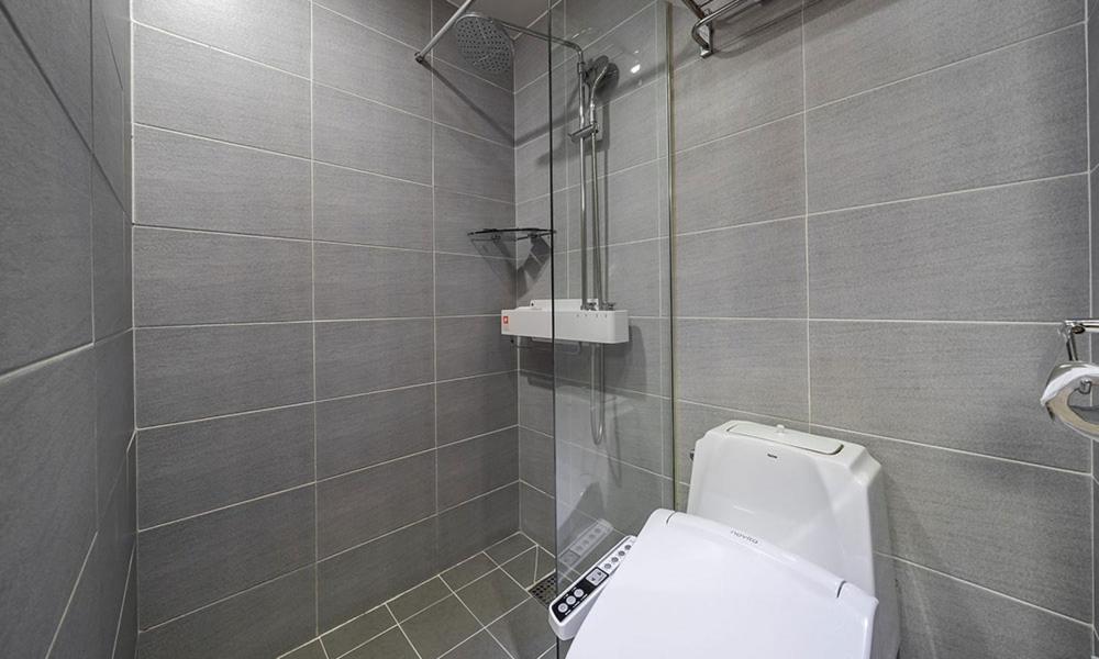 Standard Double Room - Photo 3