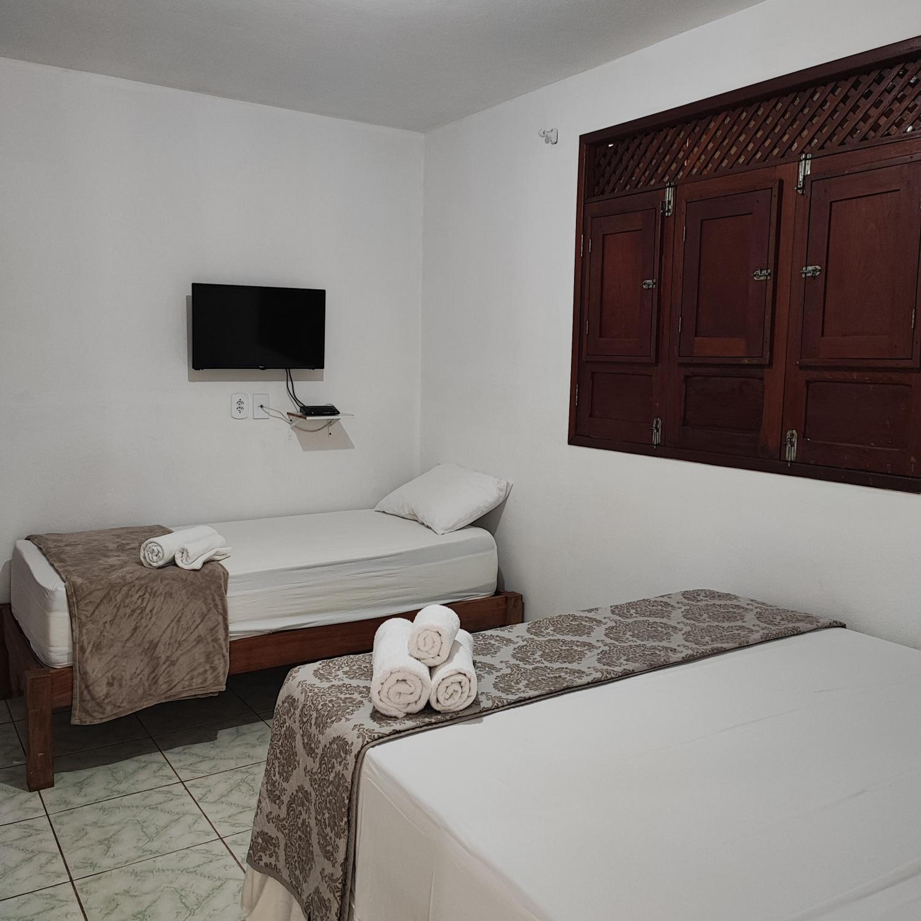 Double or Twin Room - Photo 31