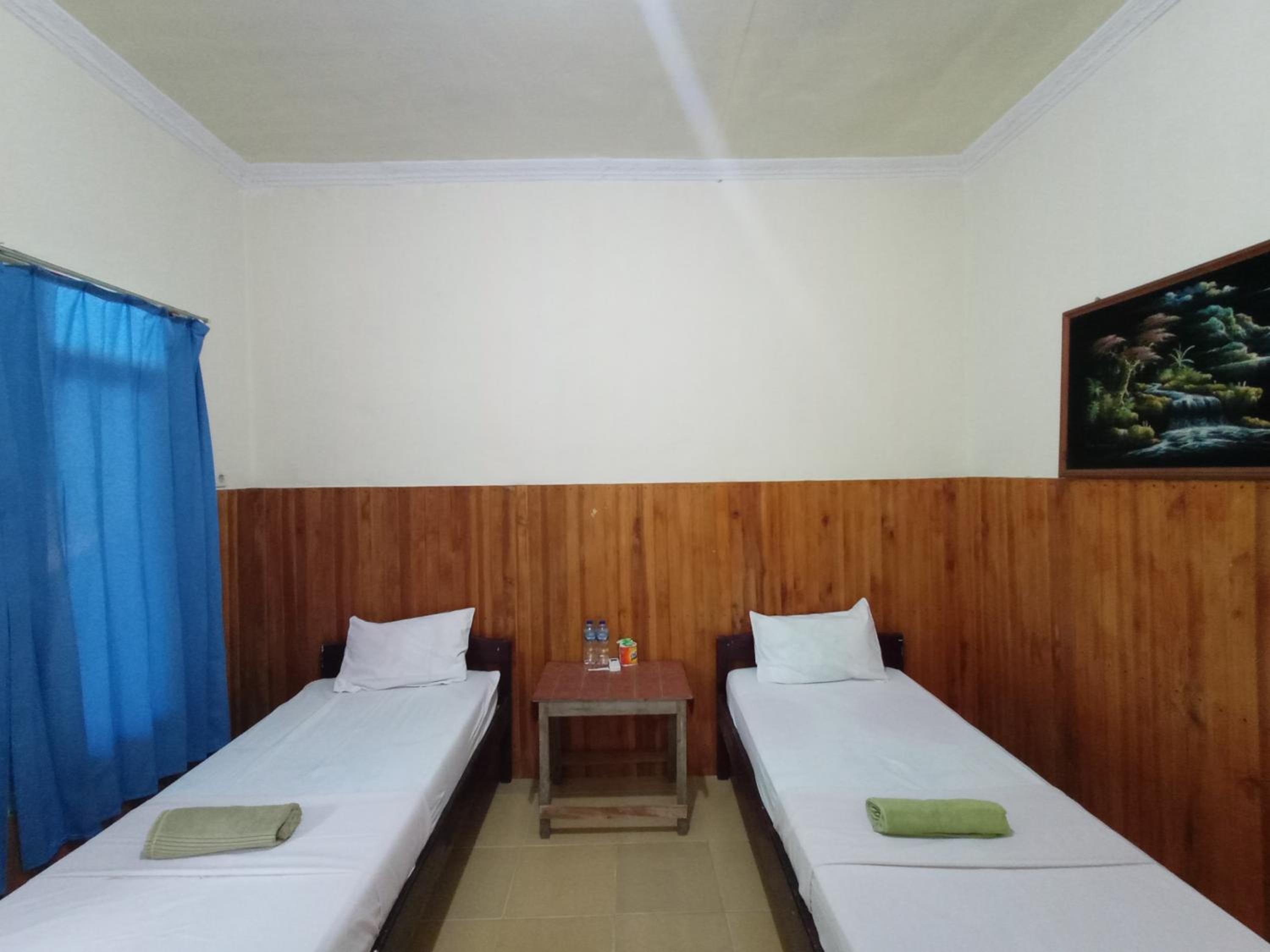 Small Twin Room