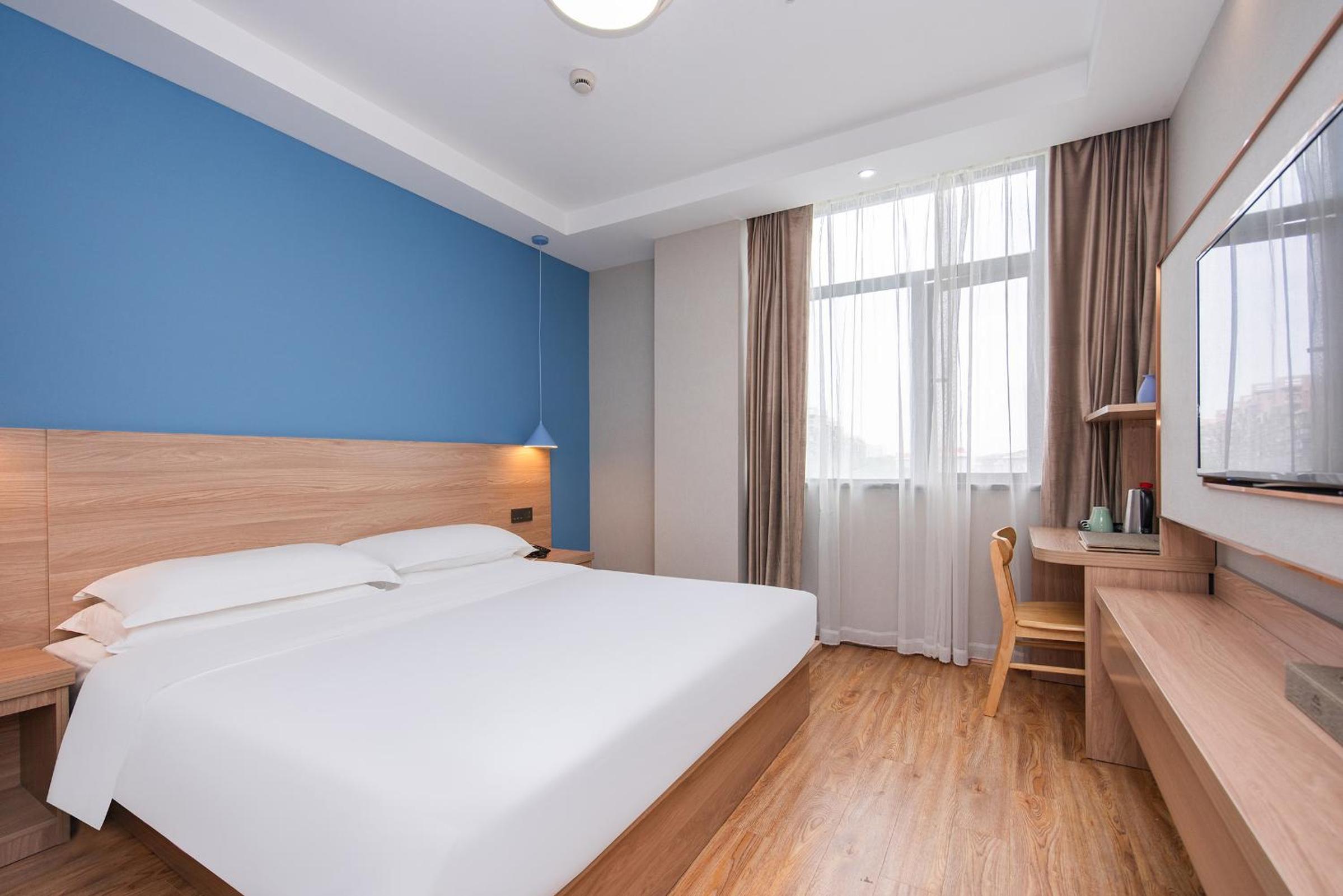 Deluxe Double Room photo 2