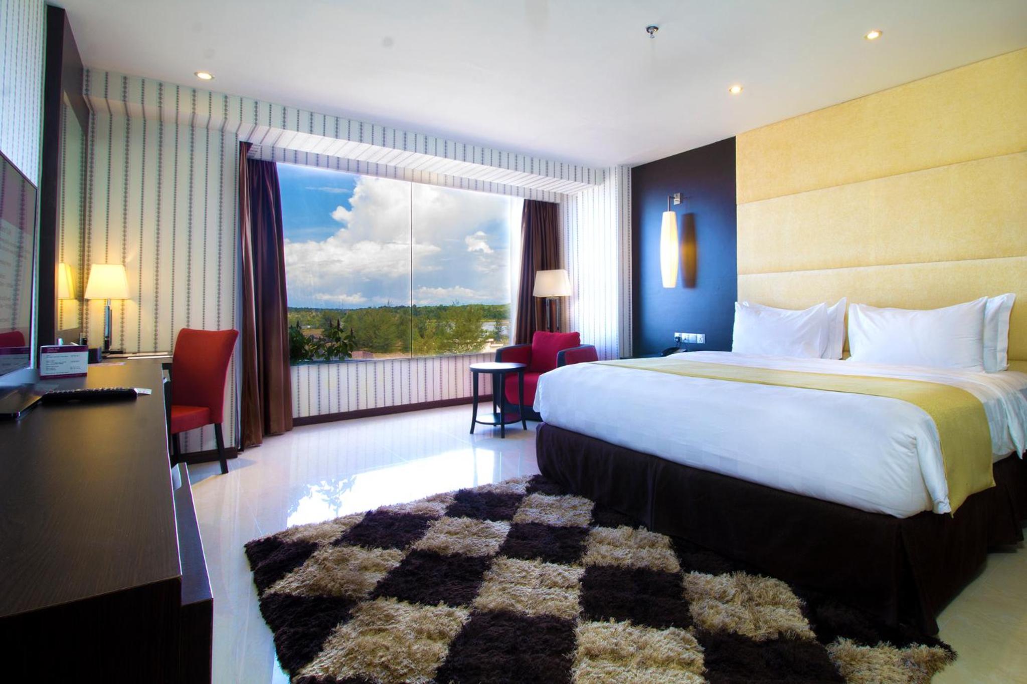 Executive Suite photo 3