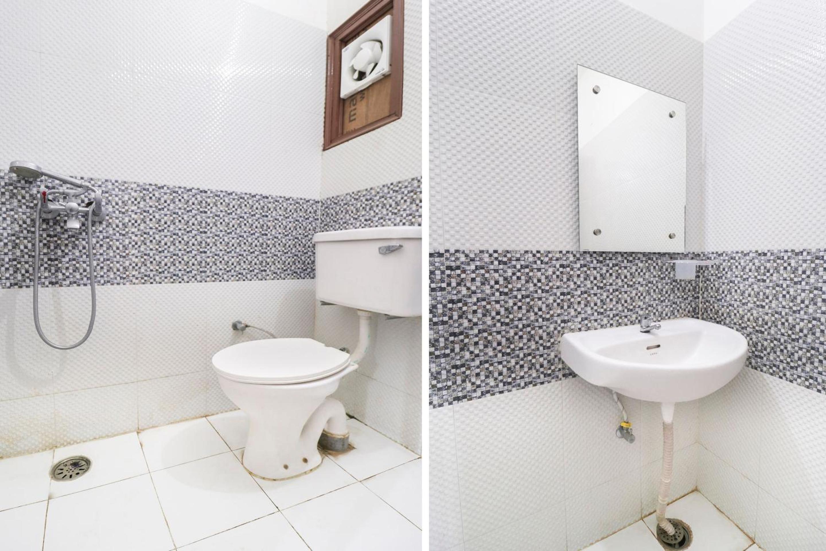 Small Double Room photo 2