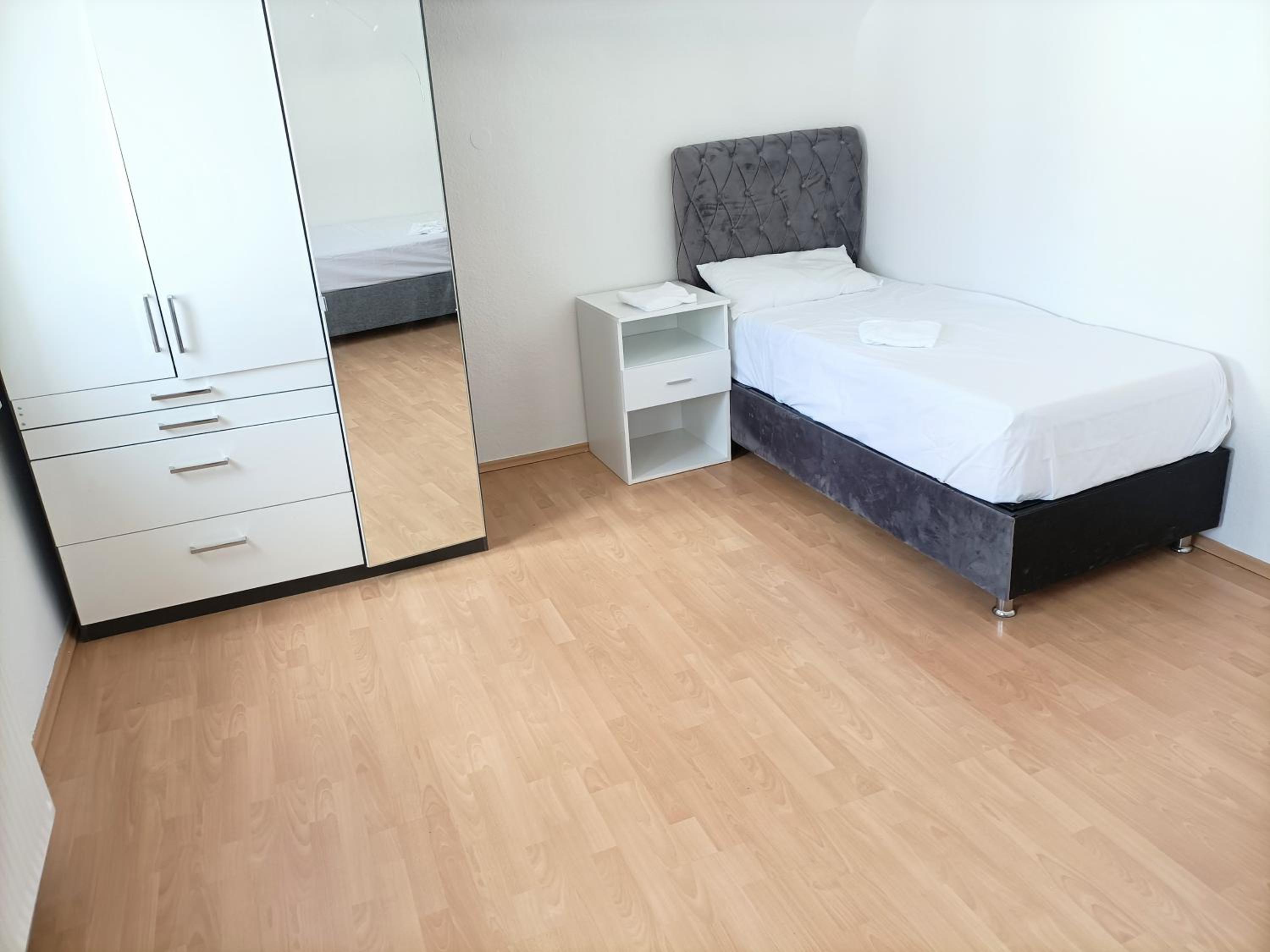 Three-Bedroom House photo 2