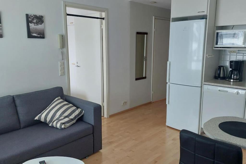 One-Bedroom Apartment photo 3