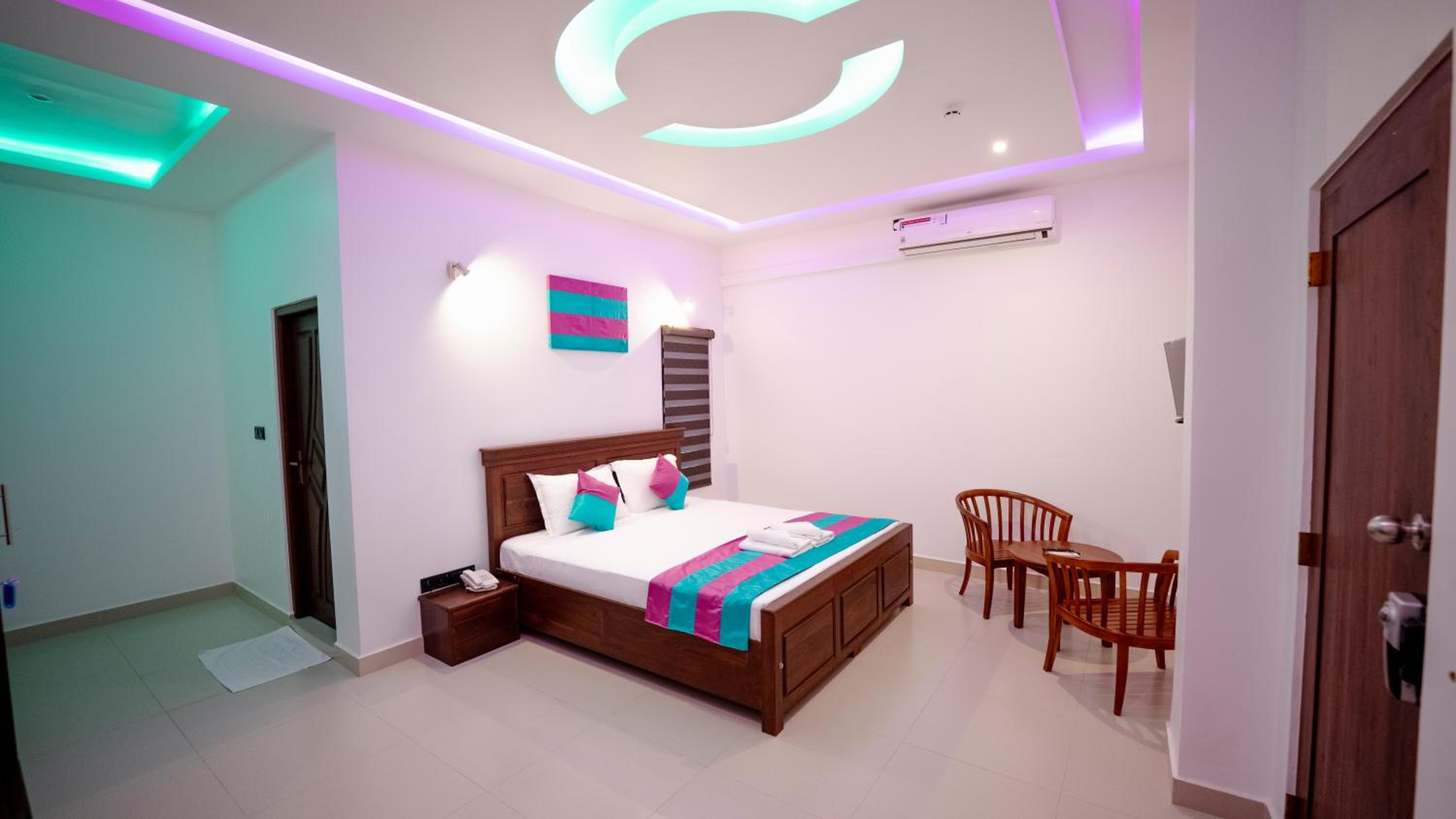 Deluxe Double Room - Photo 2