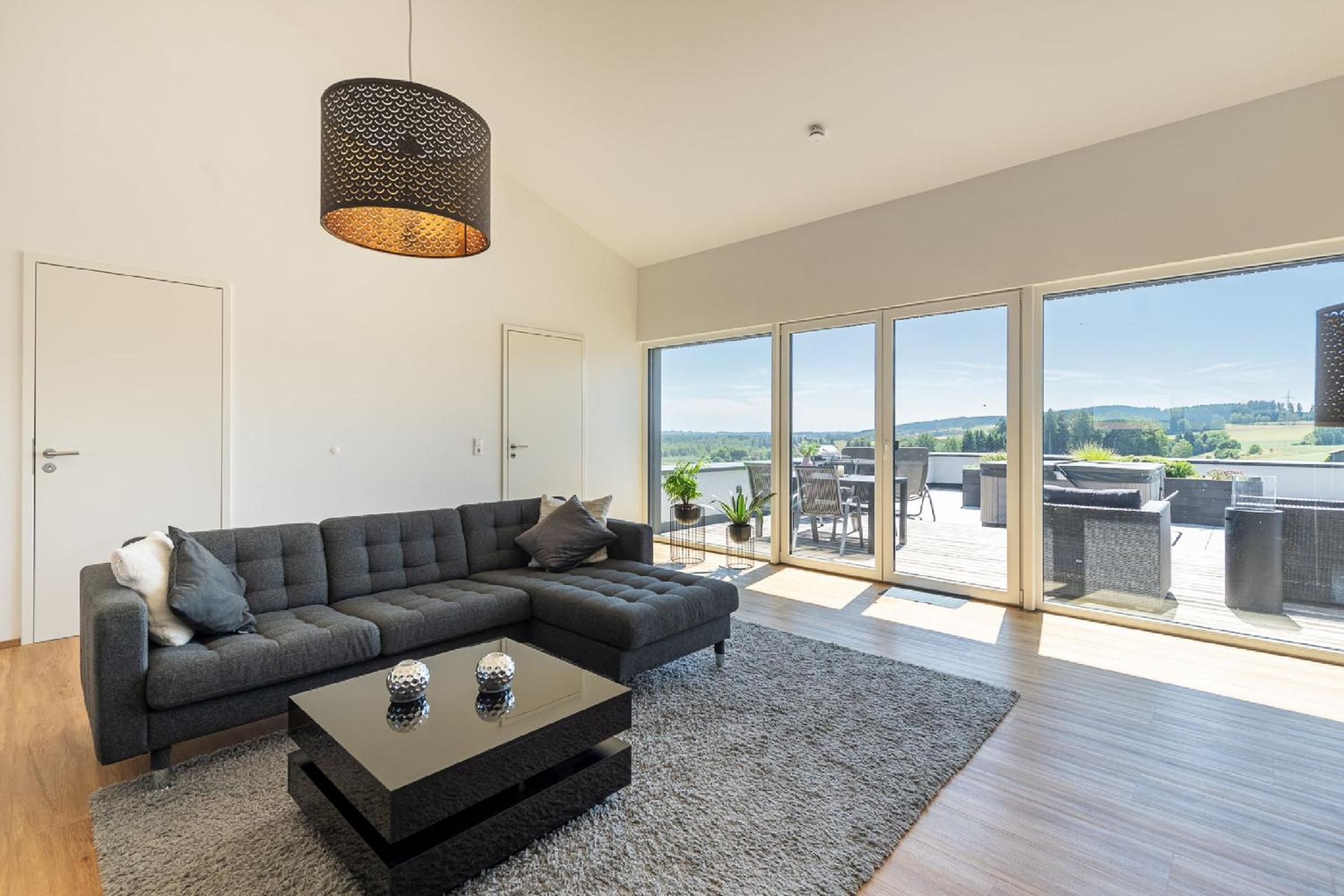 Two-Bedroom Deluxe Apartment with Garden View photo 1