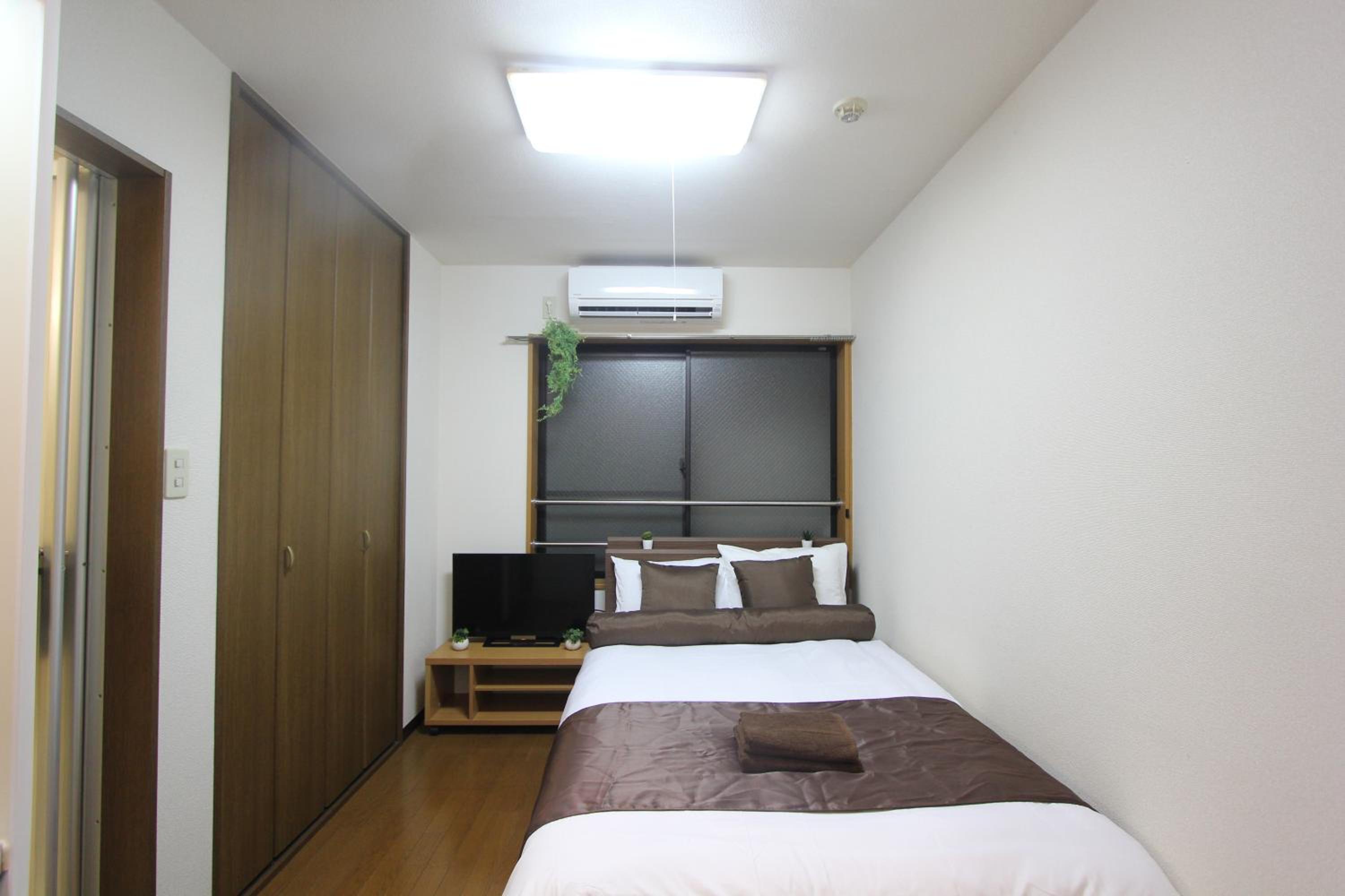 Economy Double Room photo 3