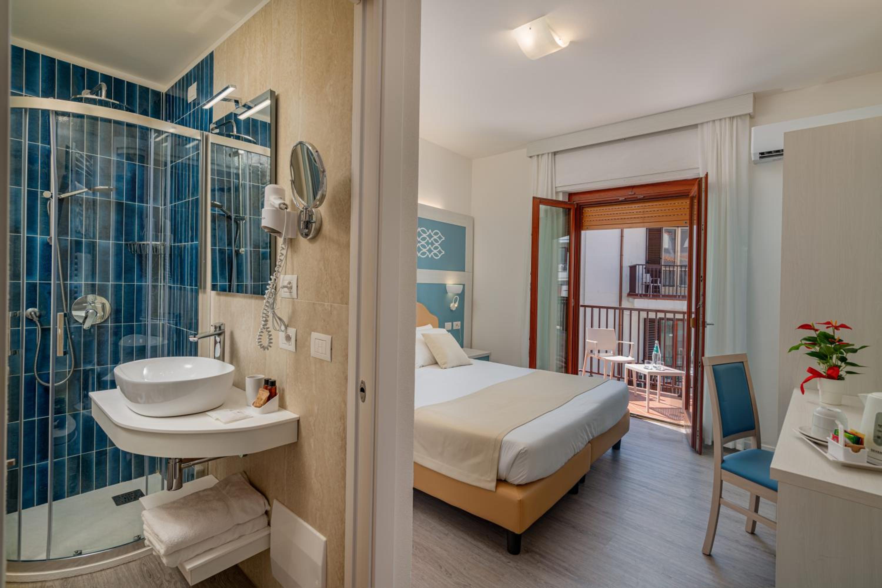 Superior Double or Twin Room with Garden View - Photo 1