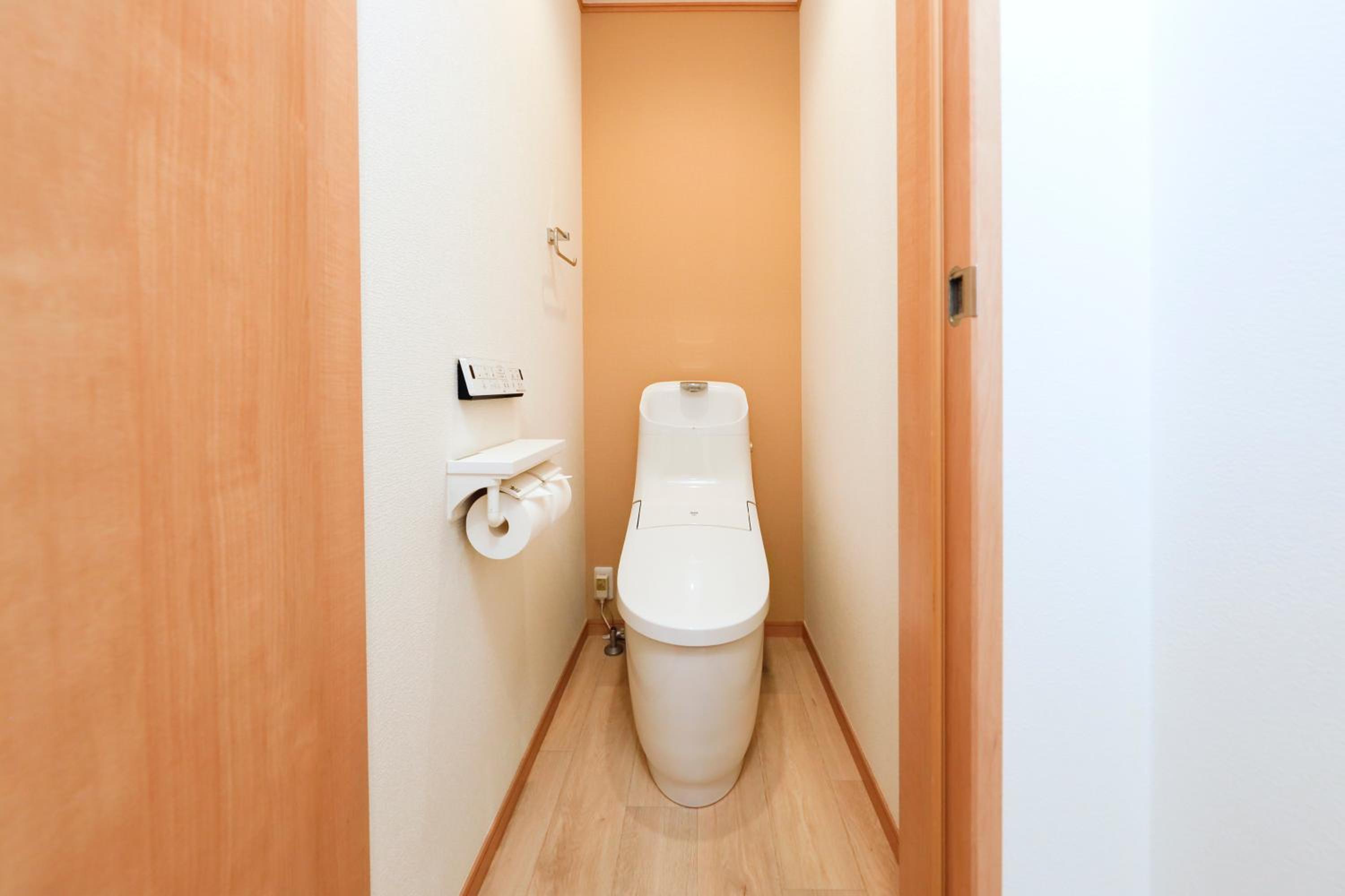 Three-Bedroom Apartment photo 2