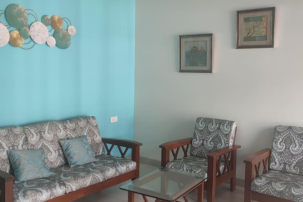 Three-Bedroom Apartment photo 1
