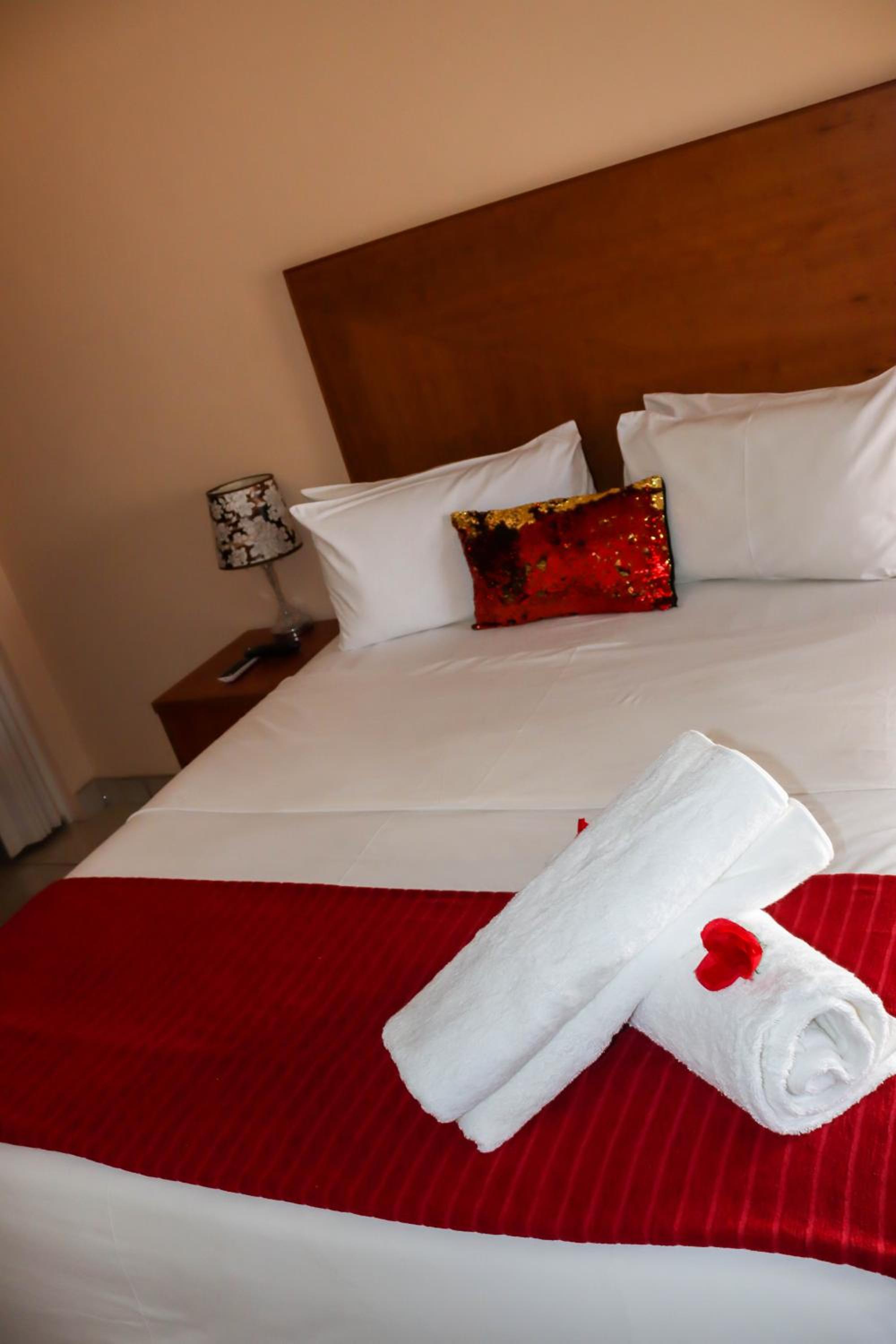 Standard Double Room - Photo 1