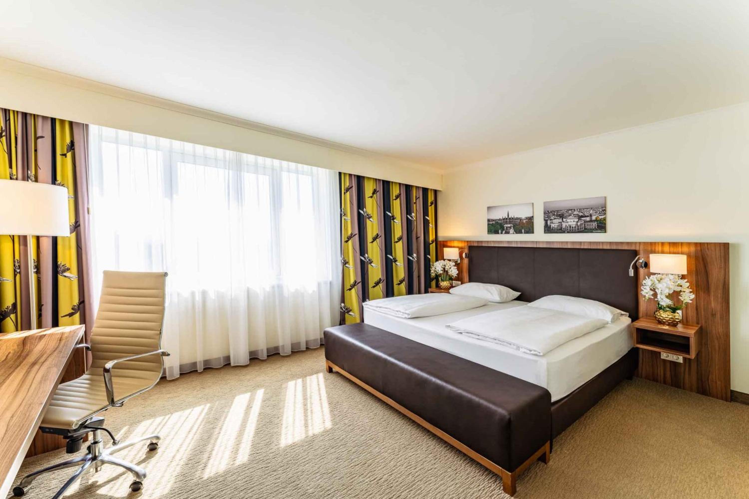 Suite photo 1
