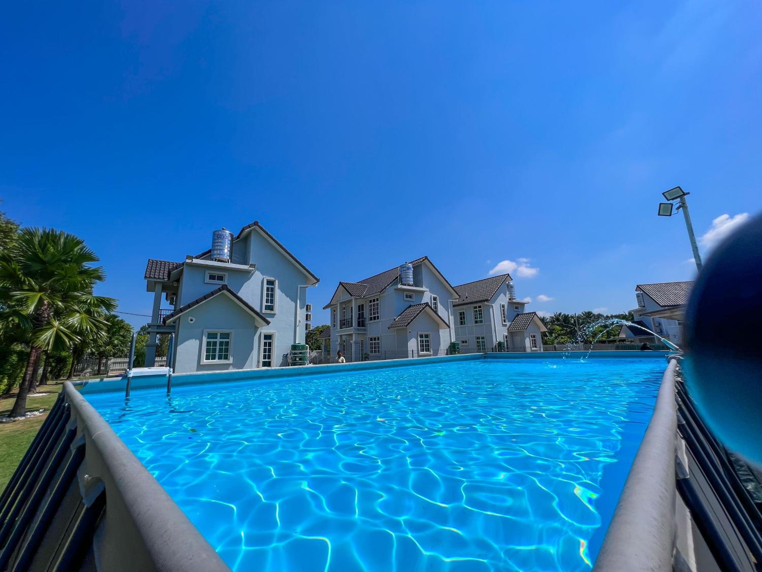Villa photo 1