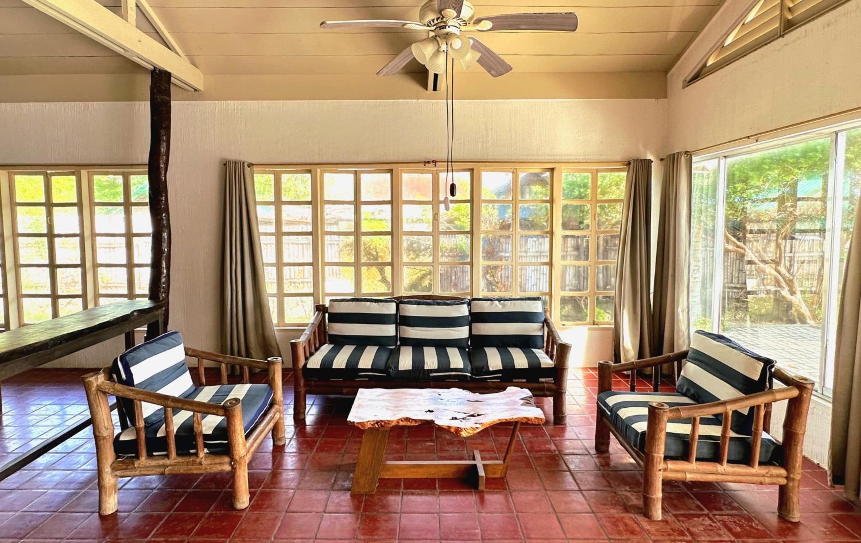 Three-Bedroom House - Photo 1
