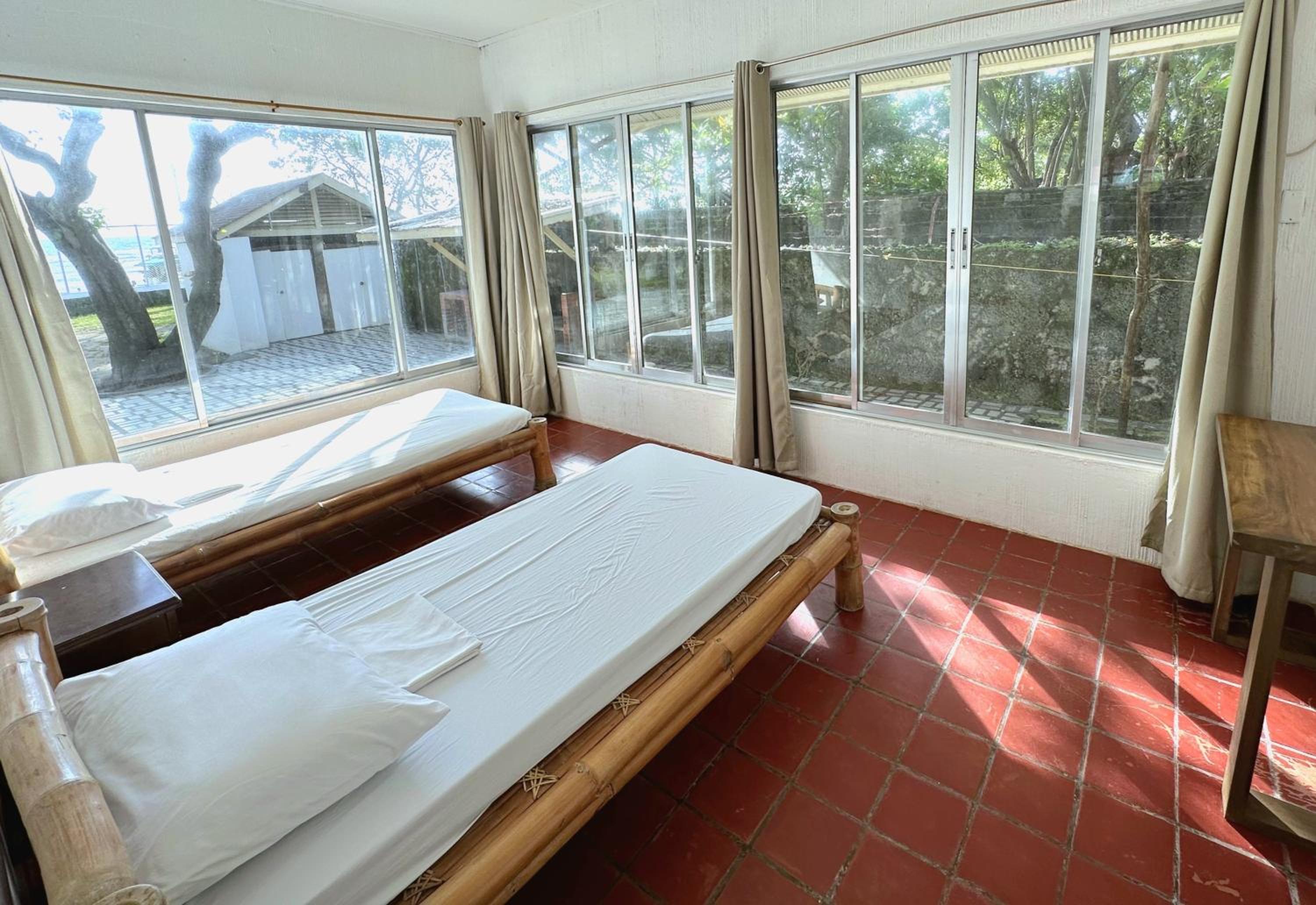 Three-Bedroom House - Photo 18