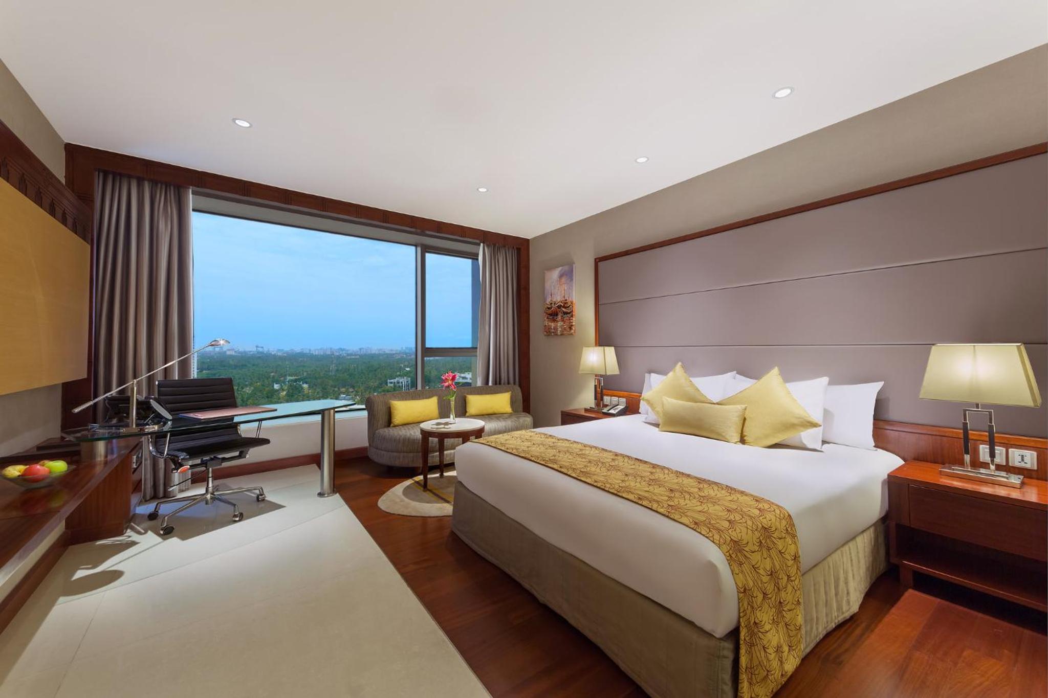 Junior King Suite – Lounge Access