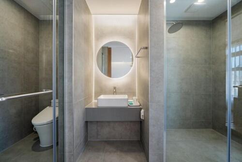 Suite - Photo 3