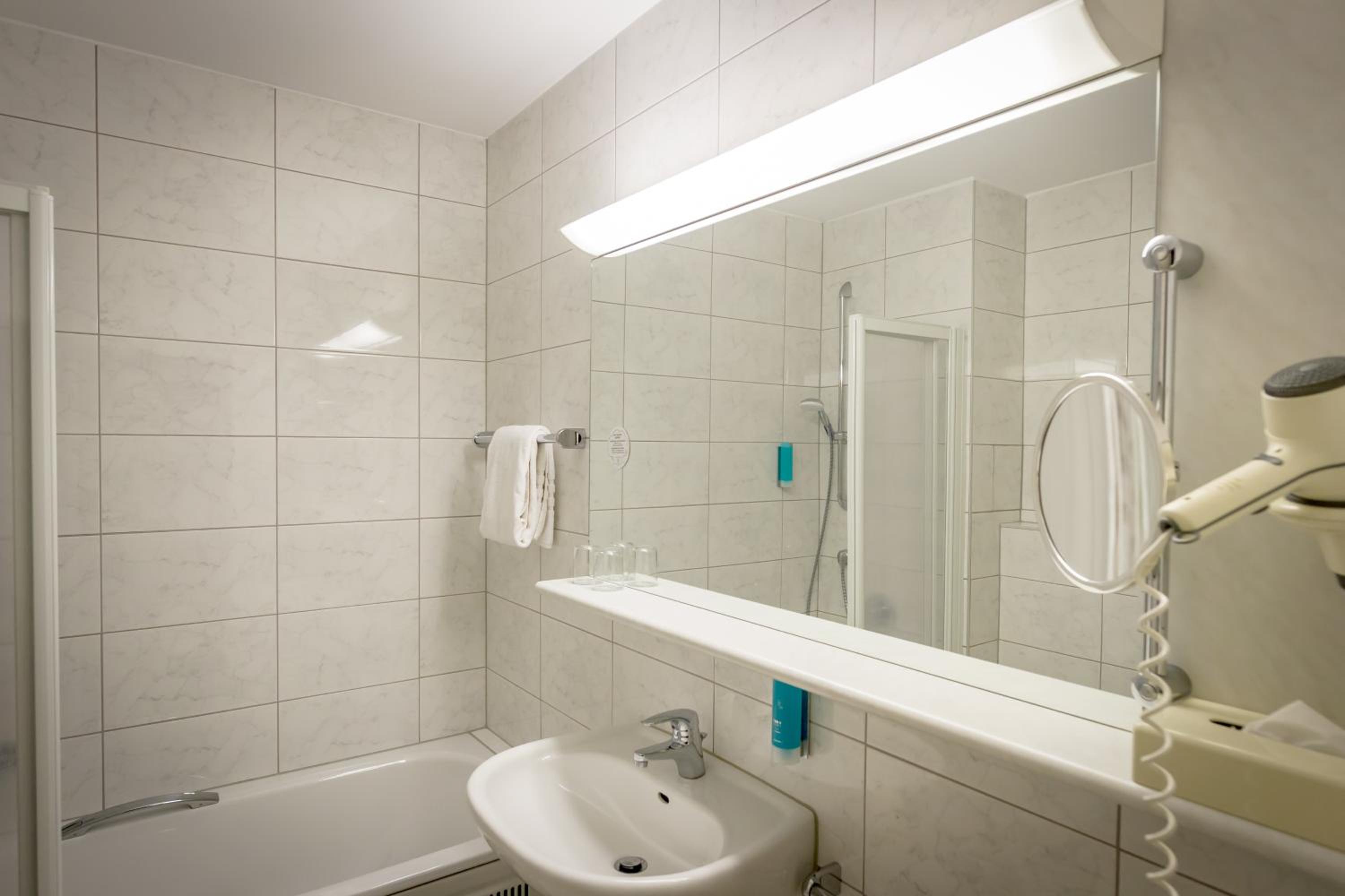 Klassik Doppelzimmer EG - 2. Etage - Photo 3
