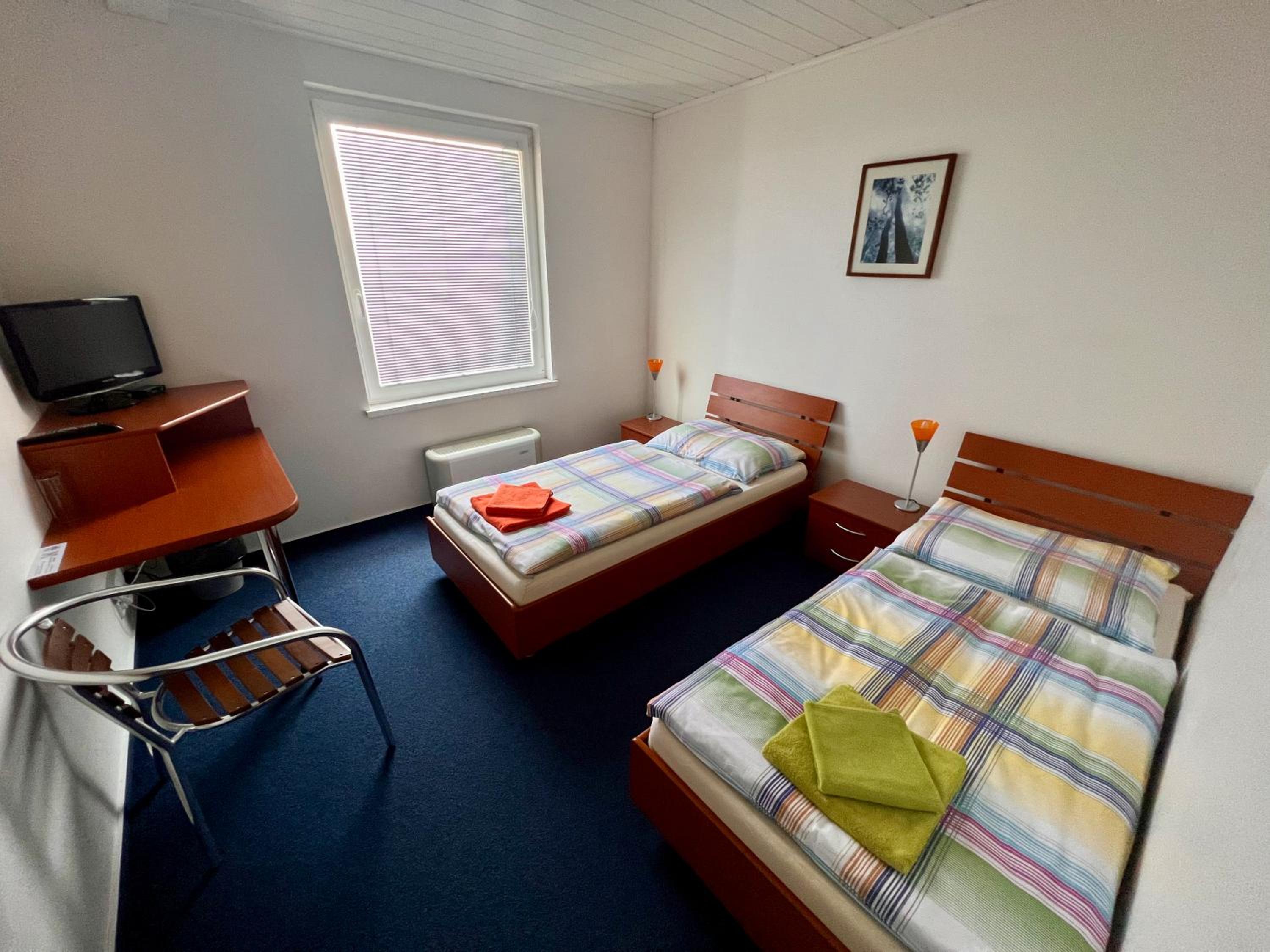 Standard Twin Room photo 3