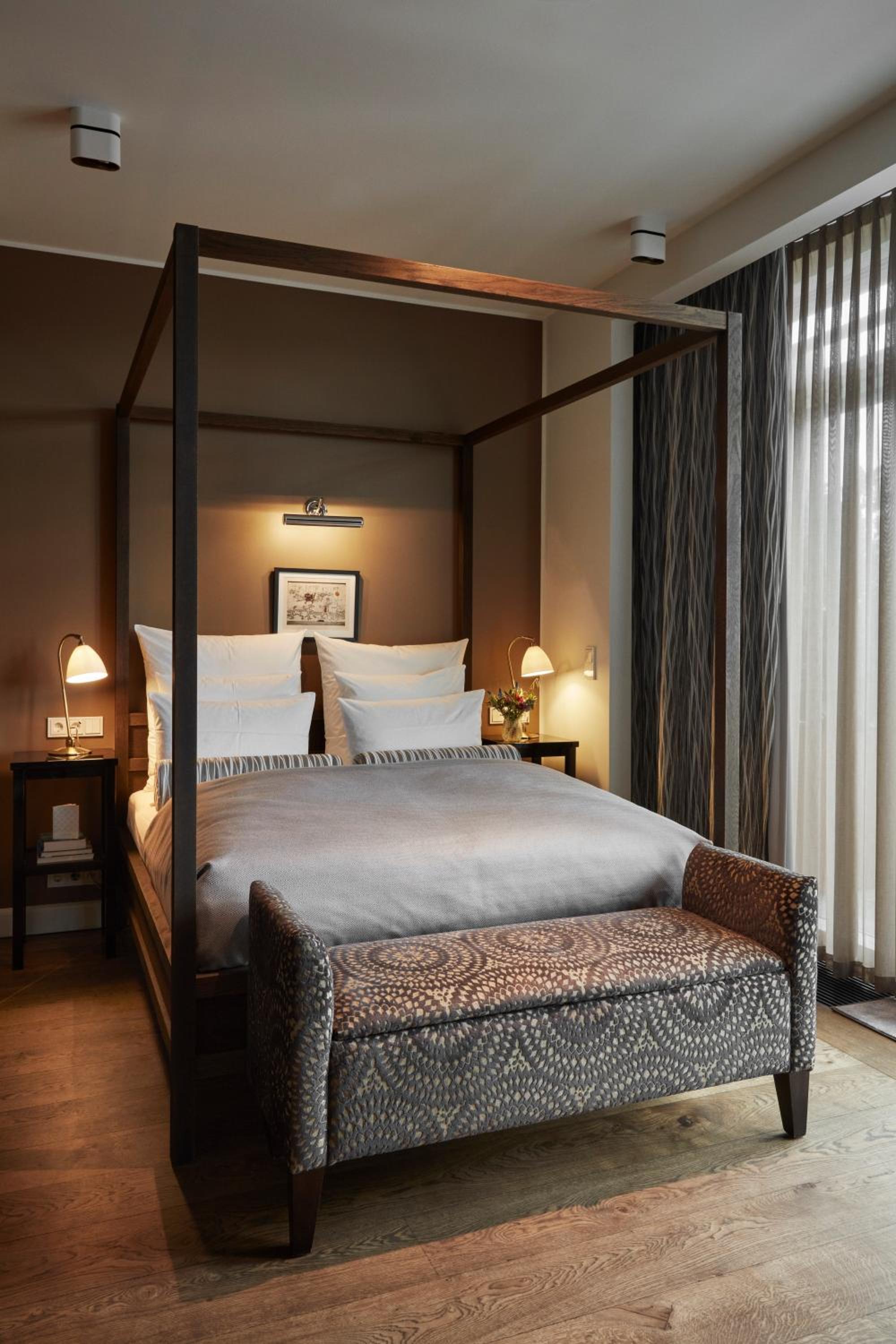 Junior Suite with Terrace thumbnail 5