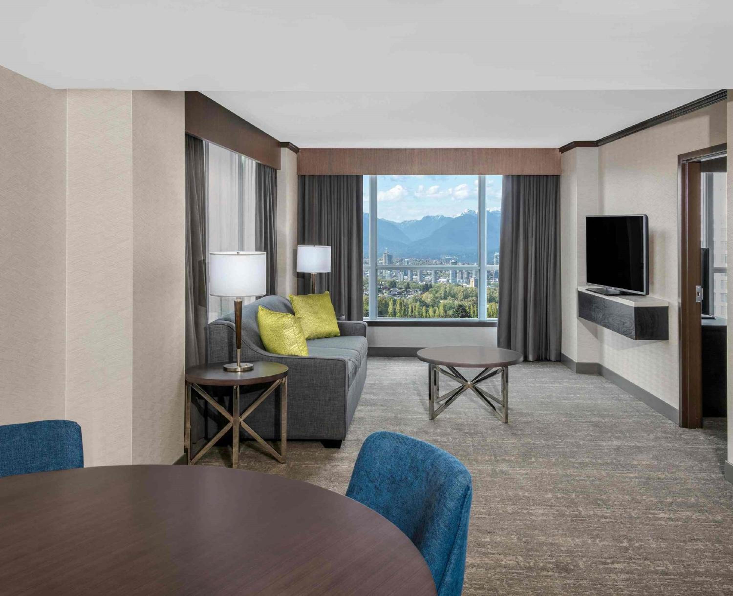 Executive King Suite - Photo 1